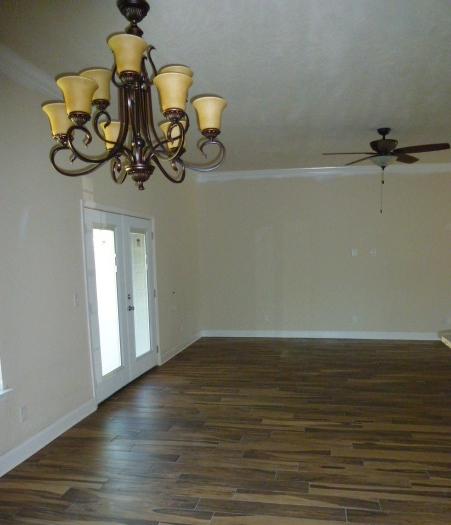 CRESCENT SHORES - Residential