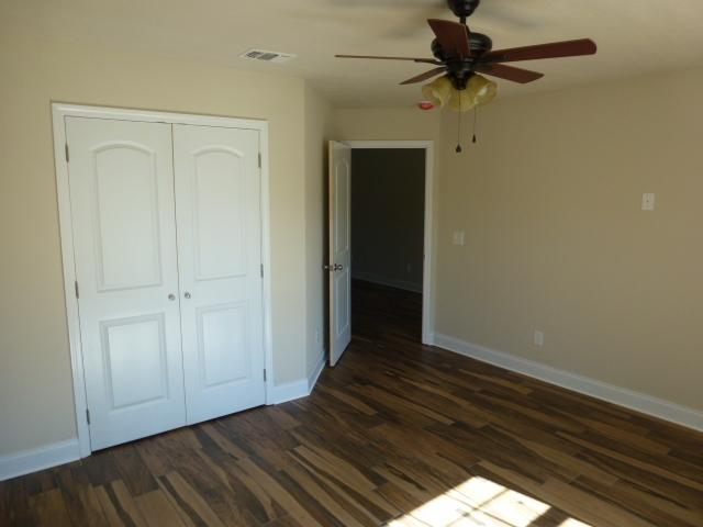 CRESCENT SHORES - Residential