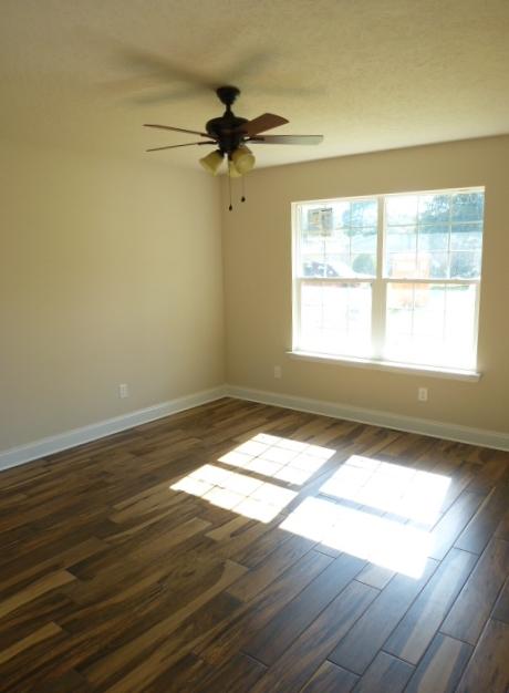 CRESCENT SHORES - Residential