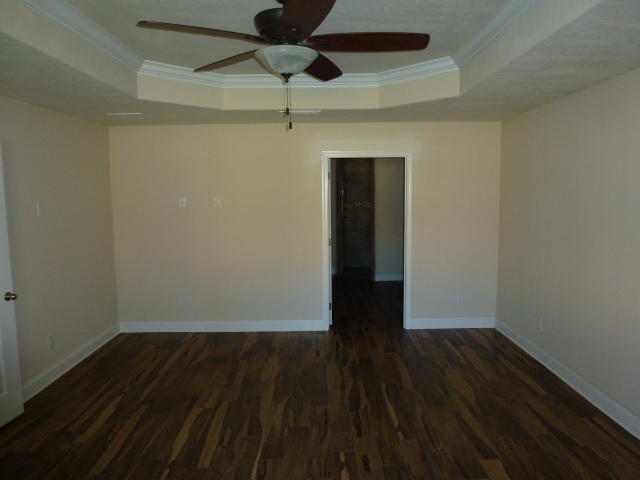 CRESCENT SHORES - Residential