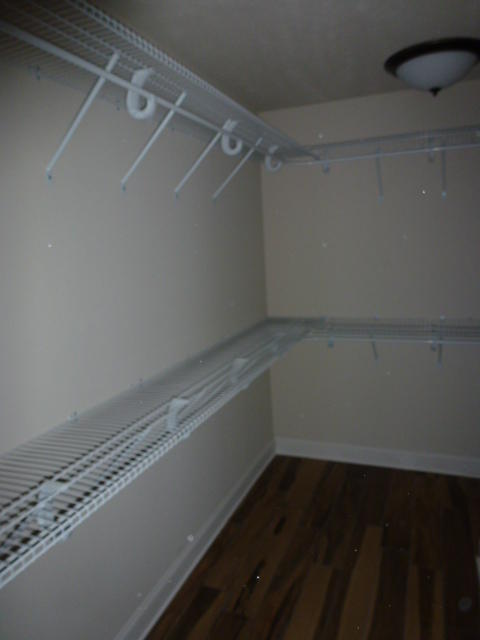 CRESCENT SHORES - Residential