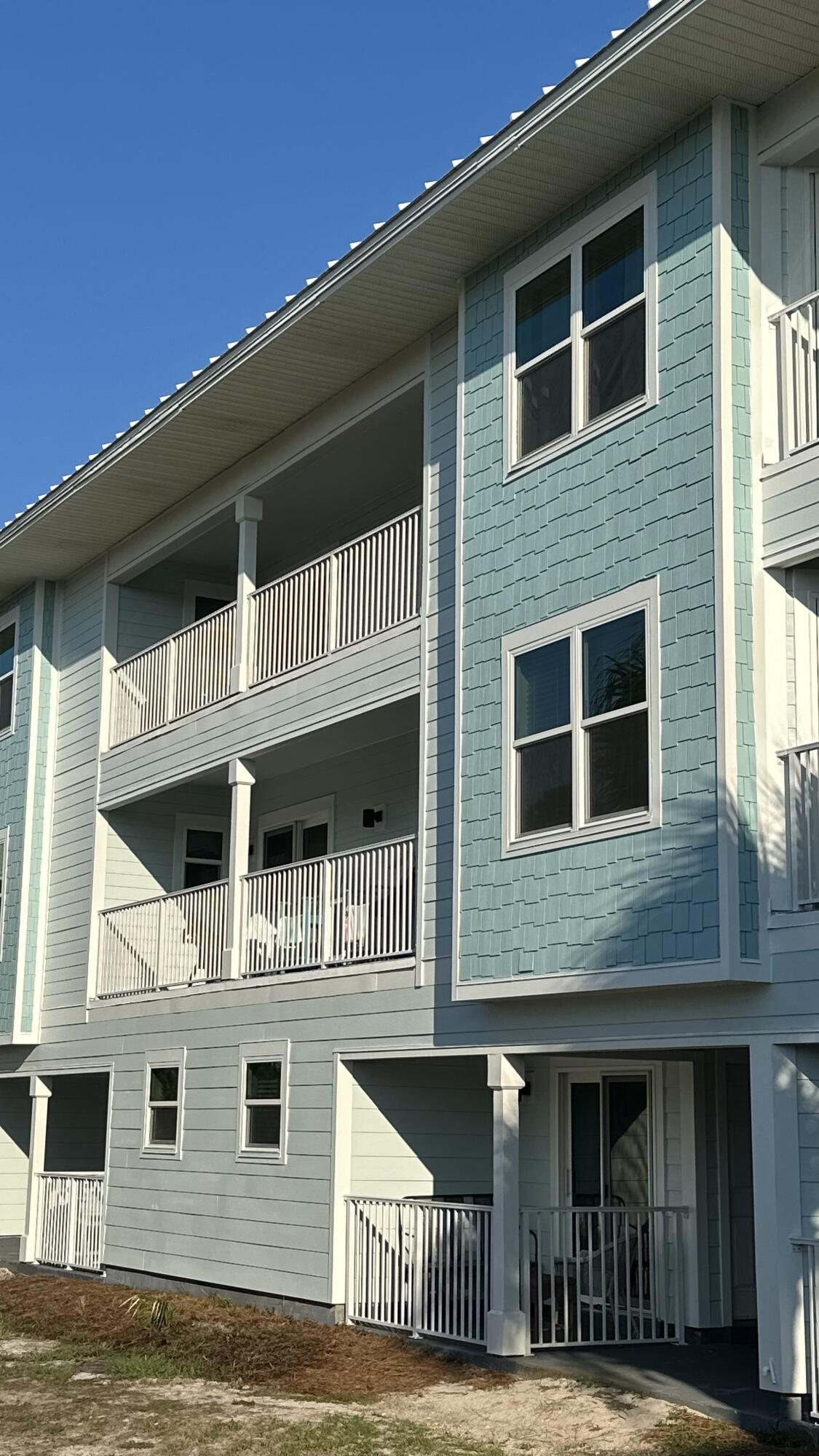 BEACHSIDE VILLAS CONDO - Residential