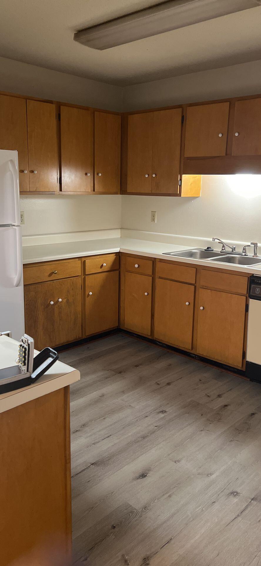 DOWNTOWNER - Residential Lease