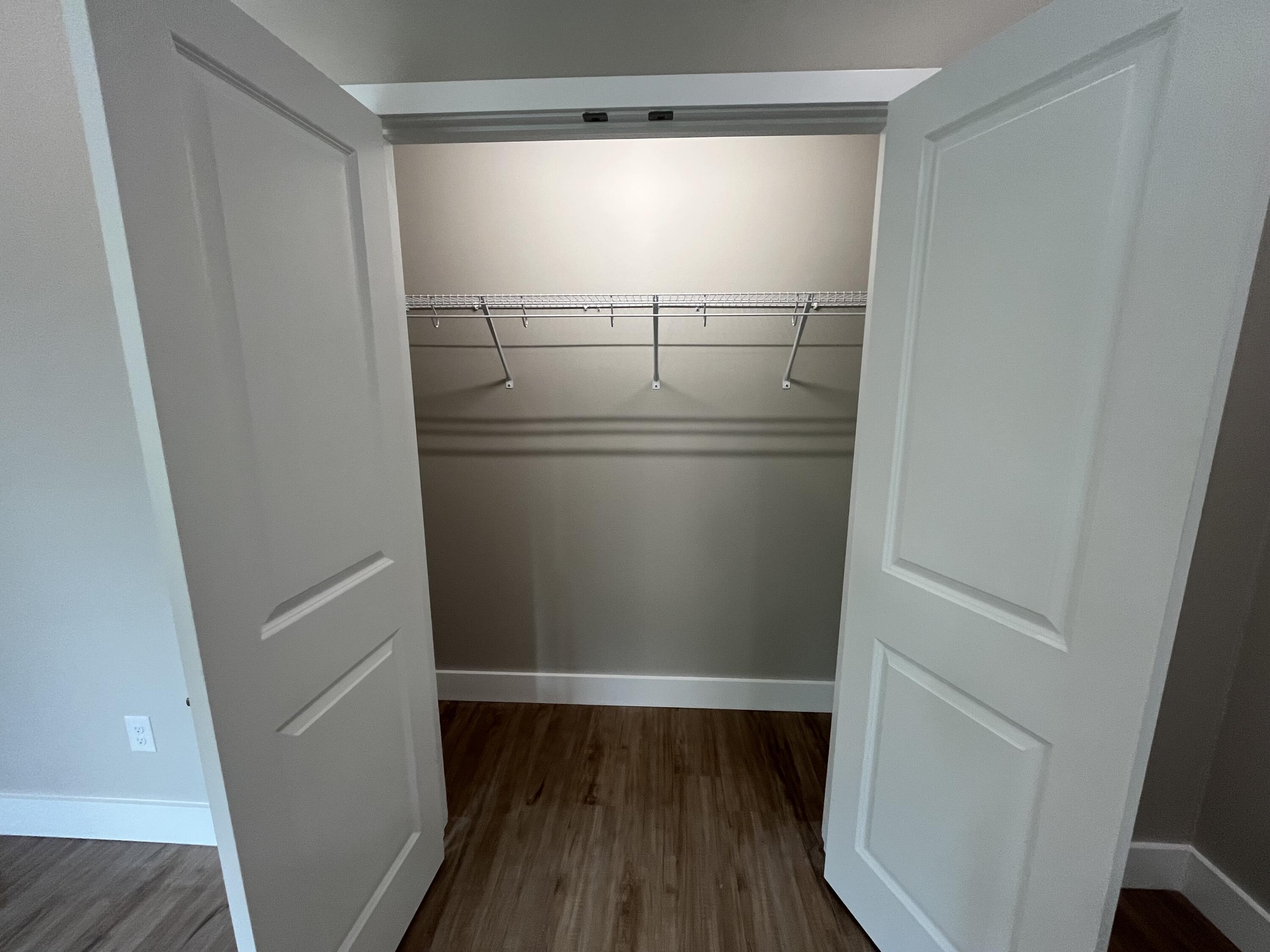 HIDDEN BAY VILLAGE - Residential Lease