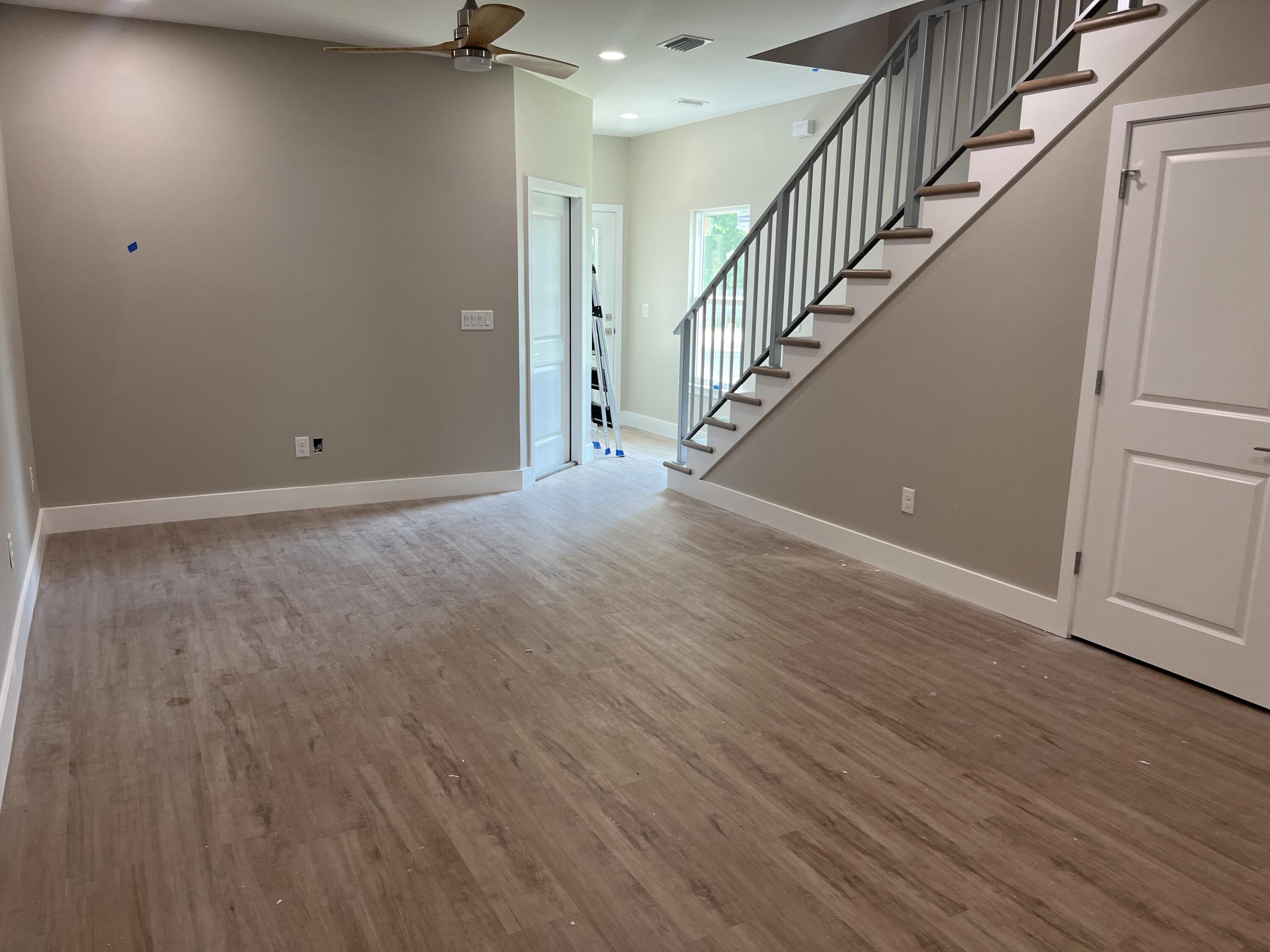 HIDDEN BAY VILLAGE - Residential Lease