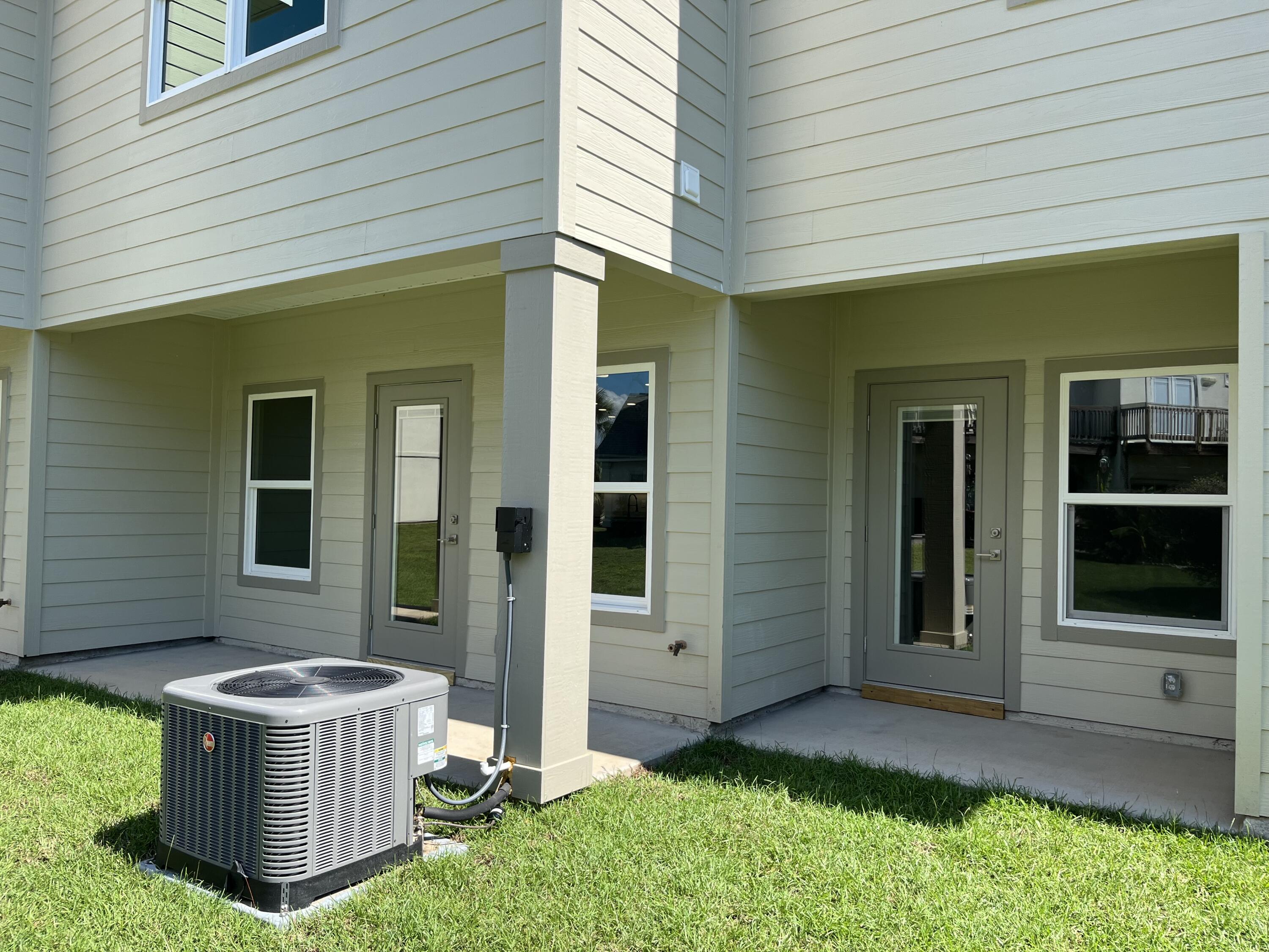HIDDEN BAY VILLAGE - Residential Lease