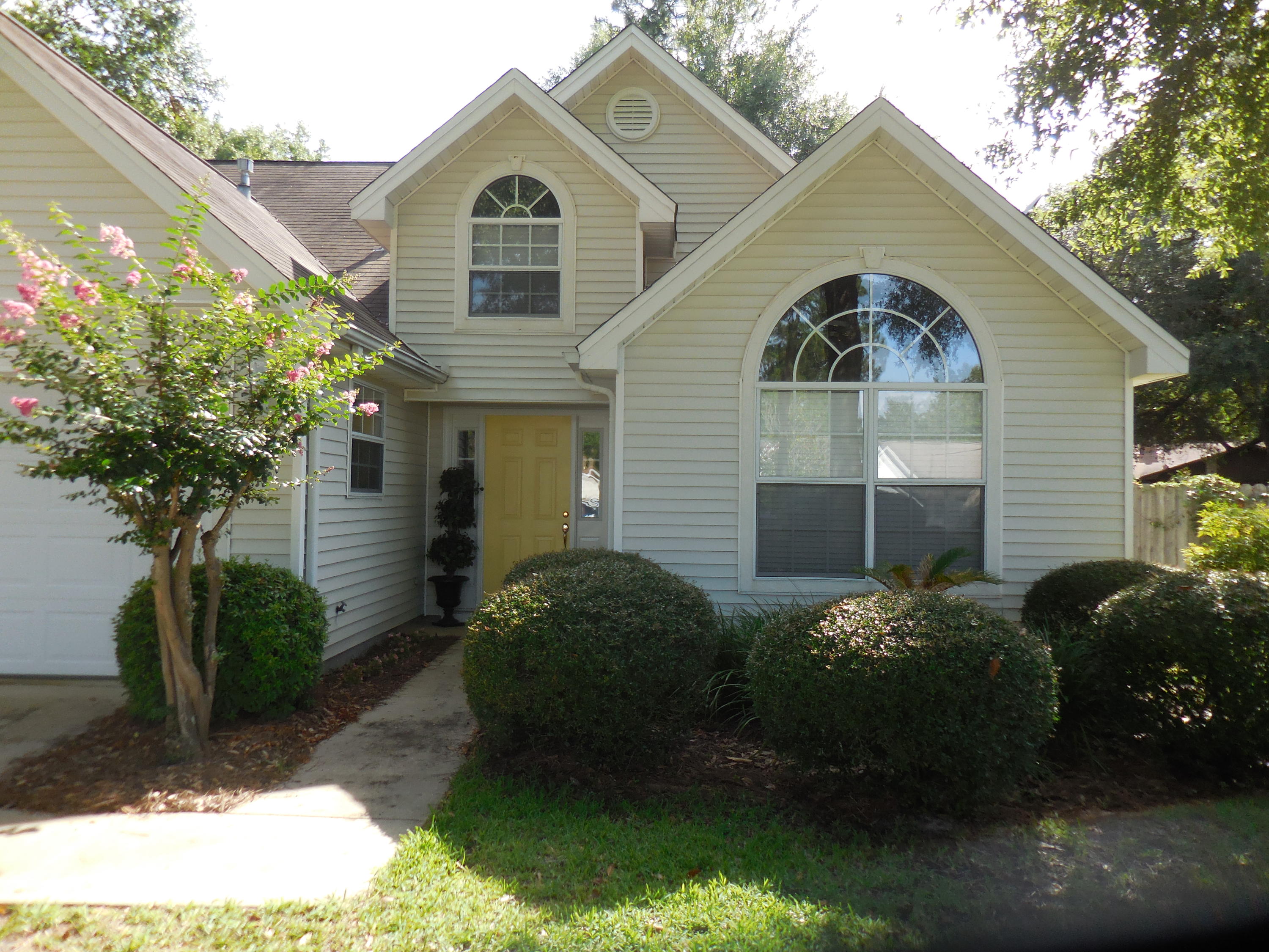 GLENWOOD CRT - Residential