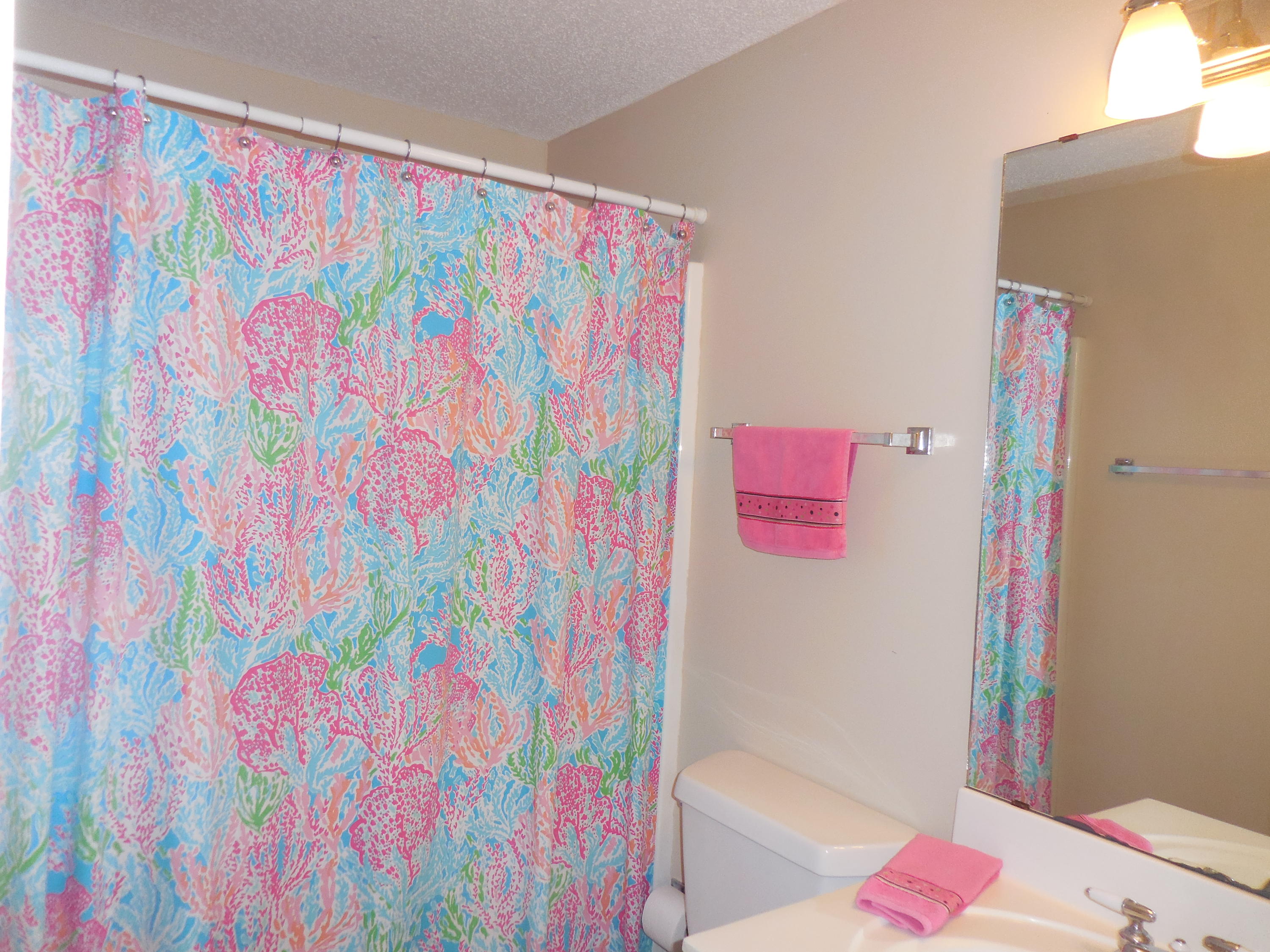 GLENWOOD CRT - Residential