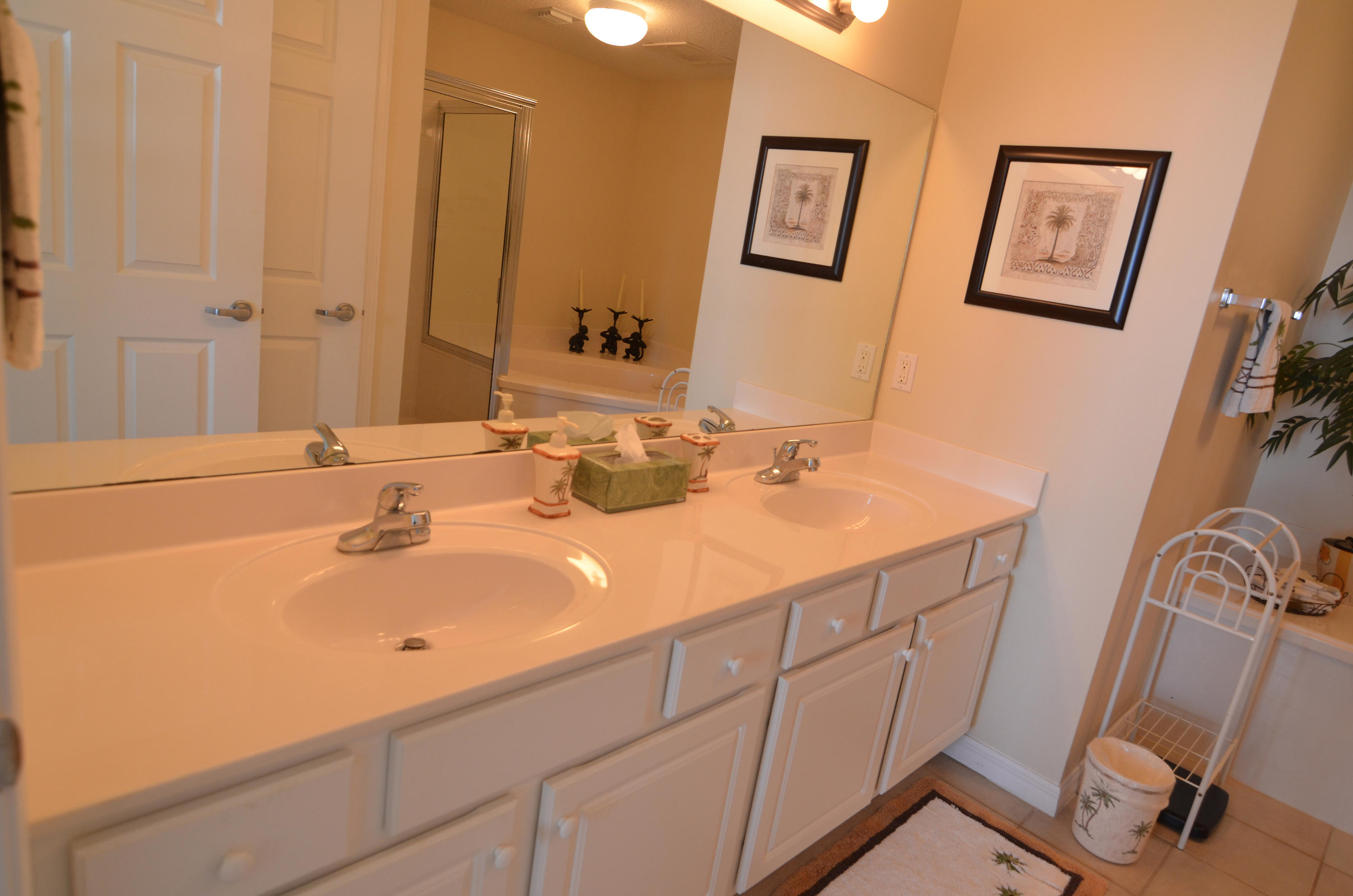 SUMMERWIND CONDOS - Residential