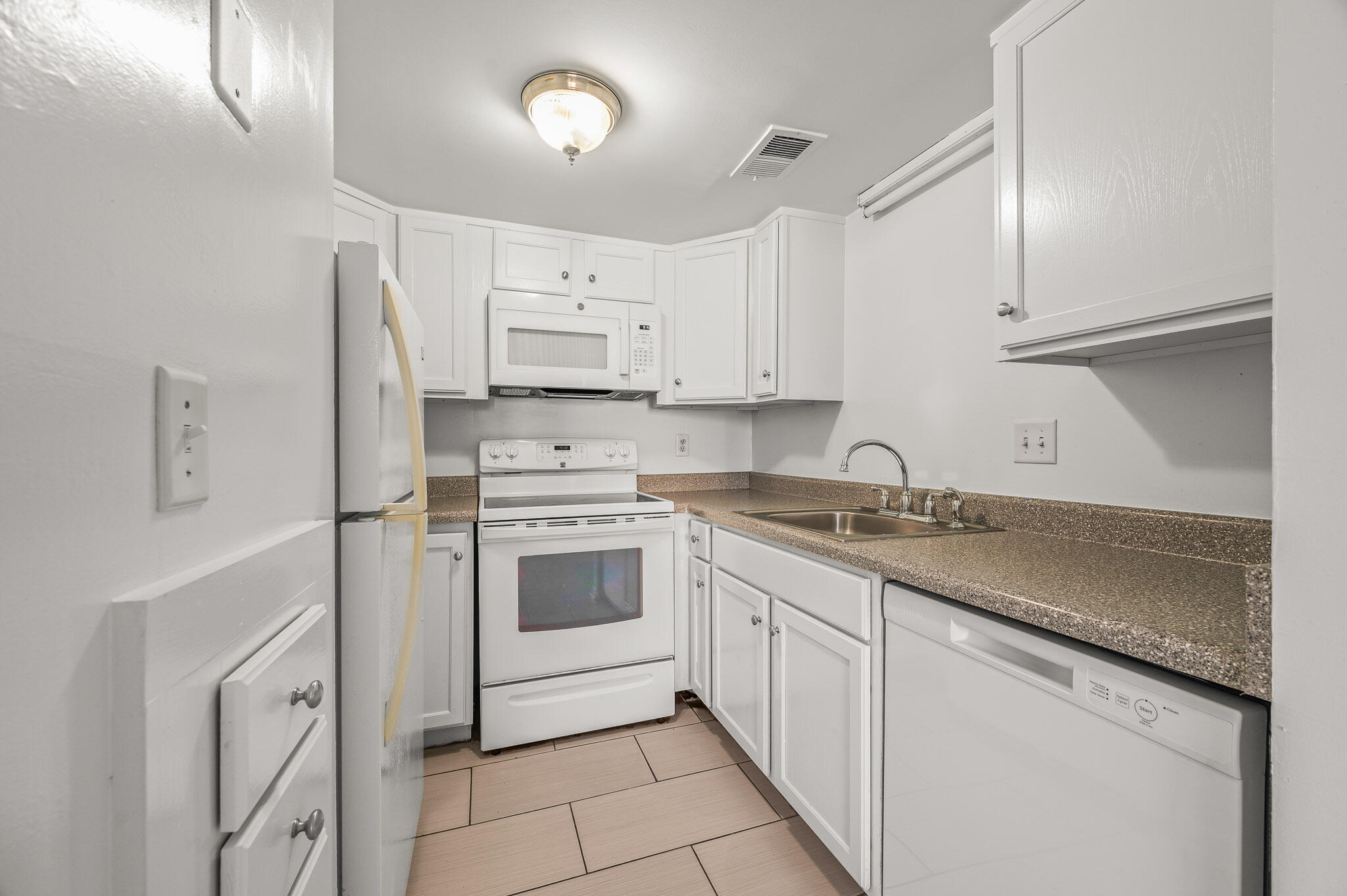 FOUNTAINHEAD CONDO - Residential