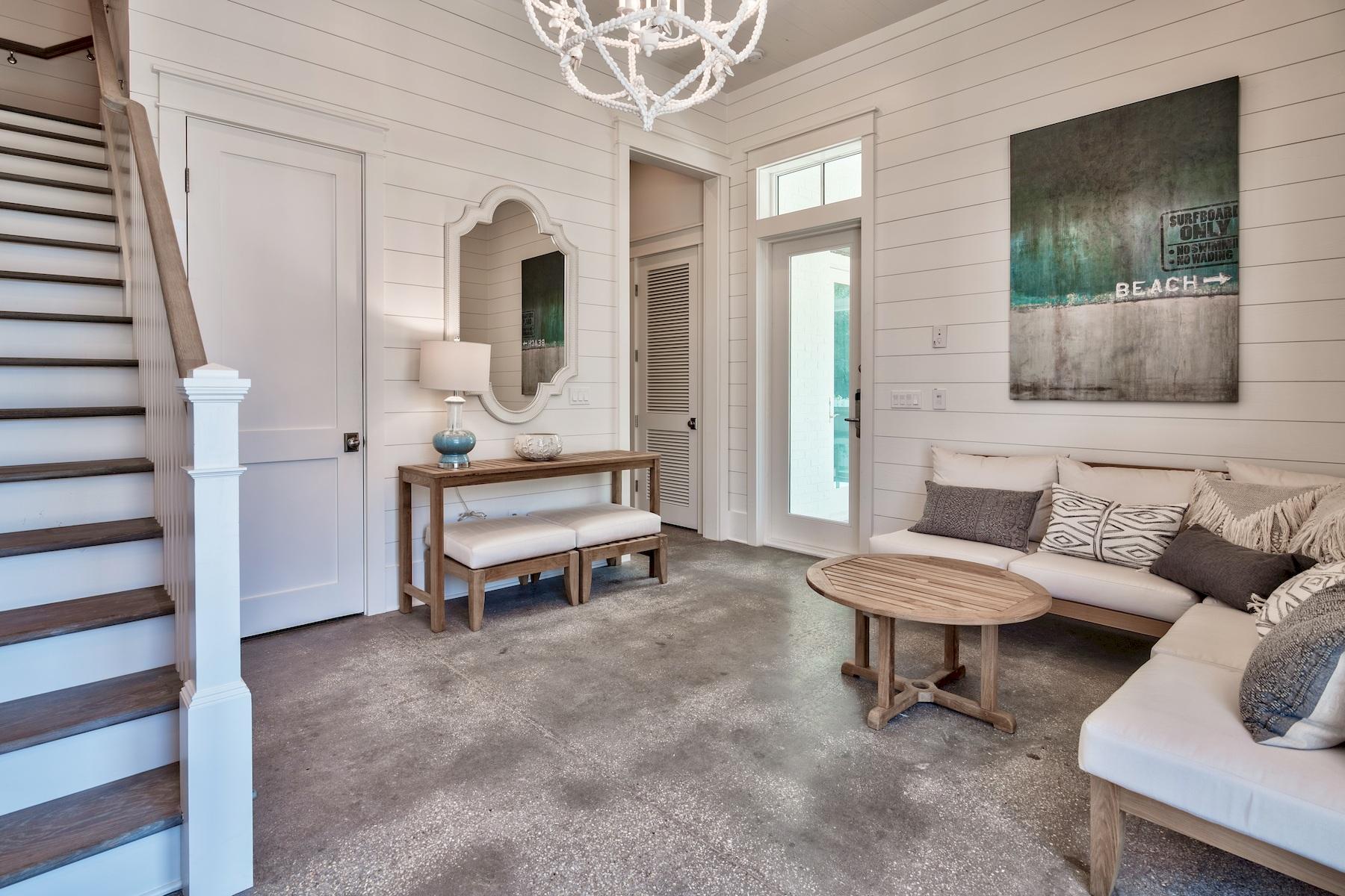 GULF SHORE MANOR - Residential