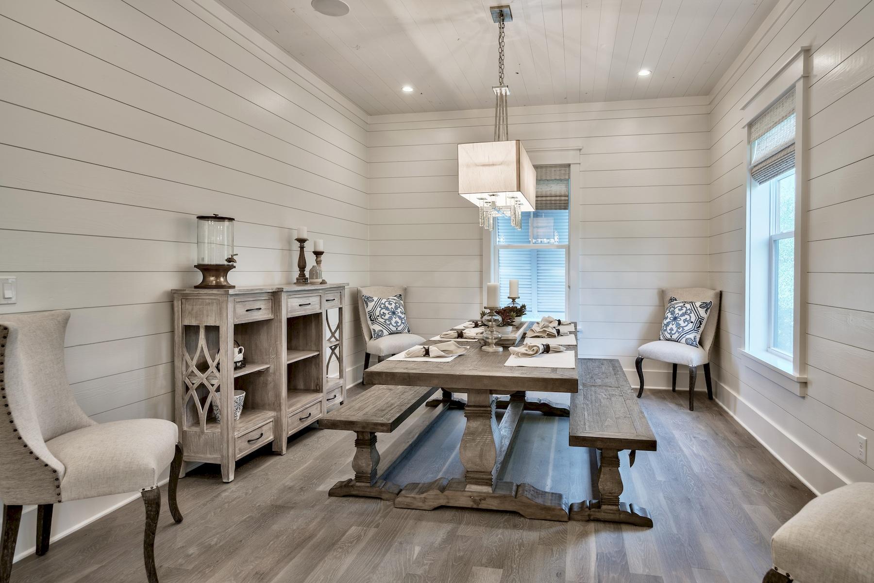 GULF SHORE MANOR - Residential