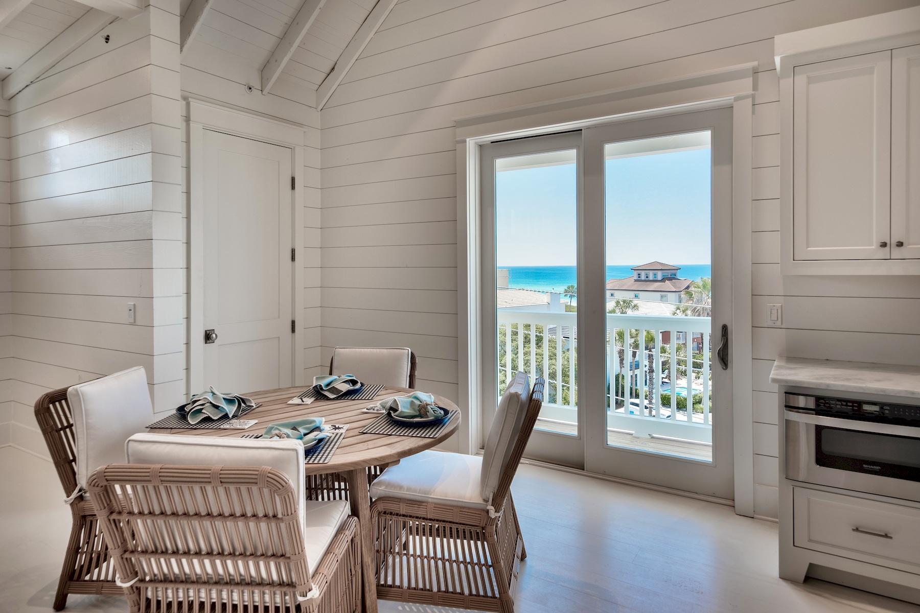 GULF SHORE MANOR - Residential