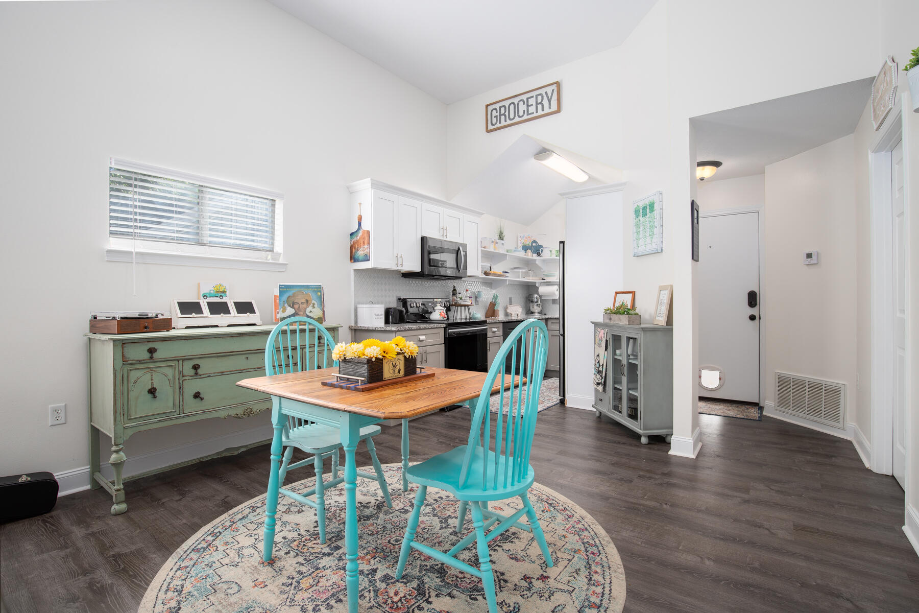 LAKE CHARLESTON - Residential