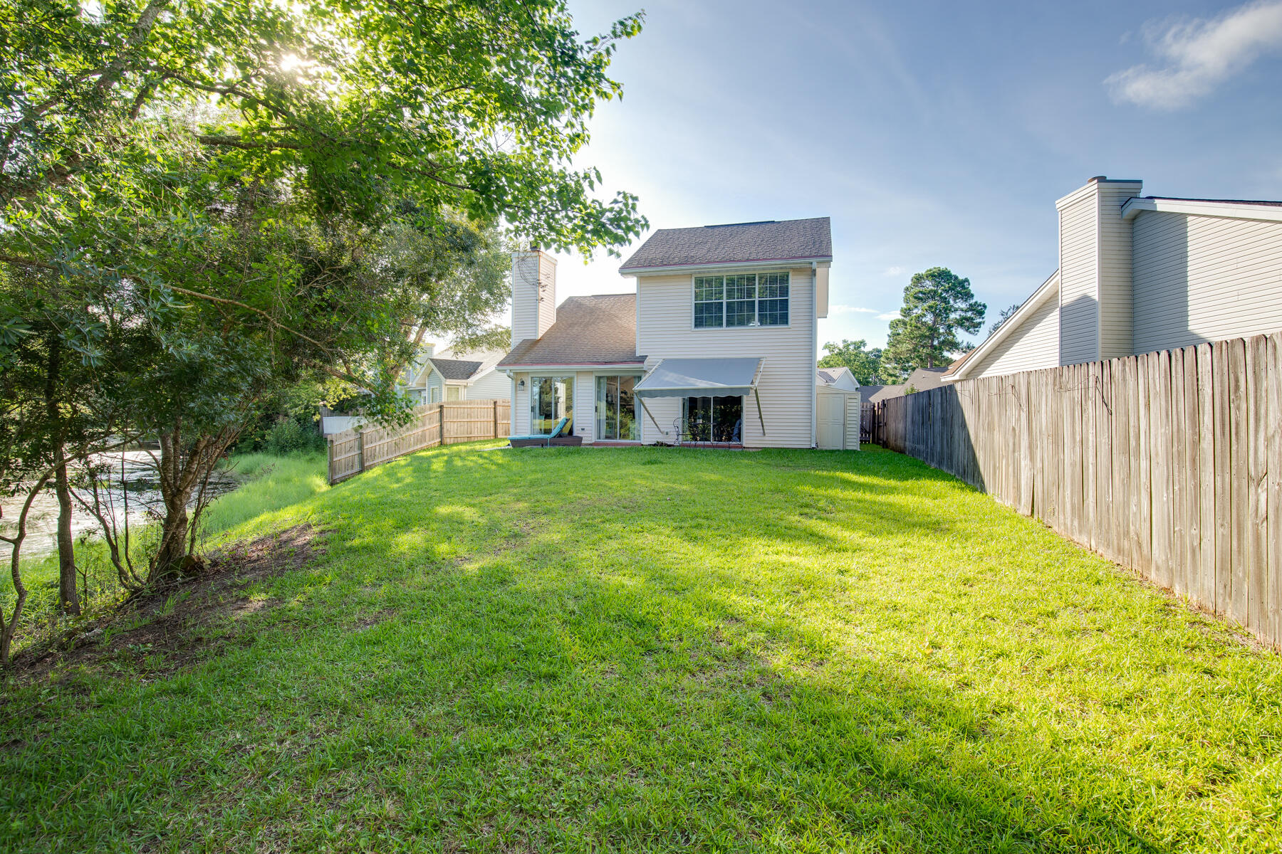 LAKE CHARLESTON - Residential