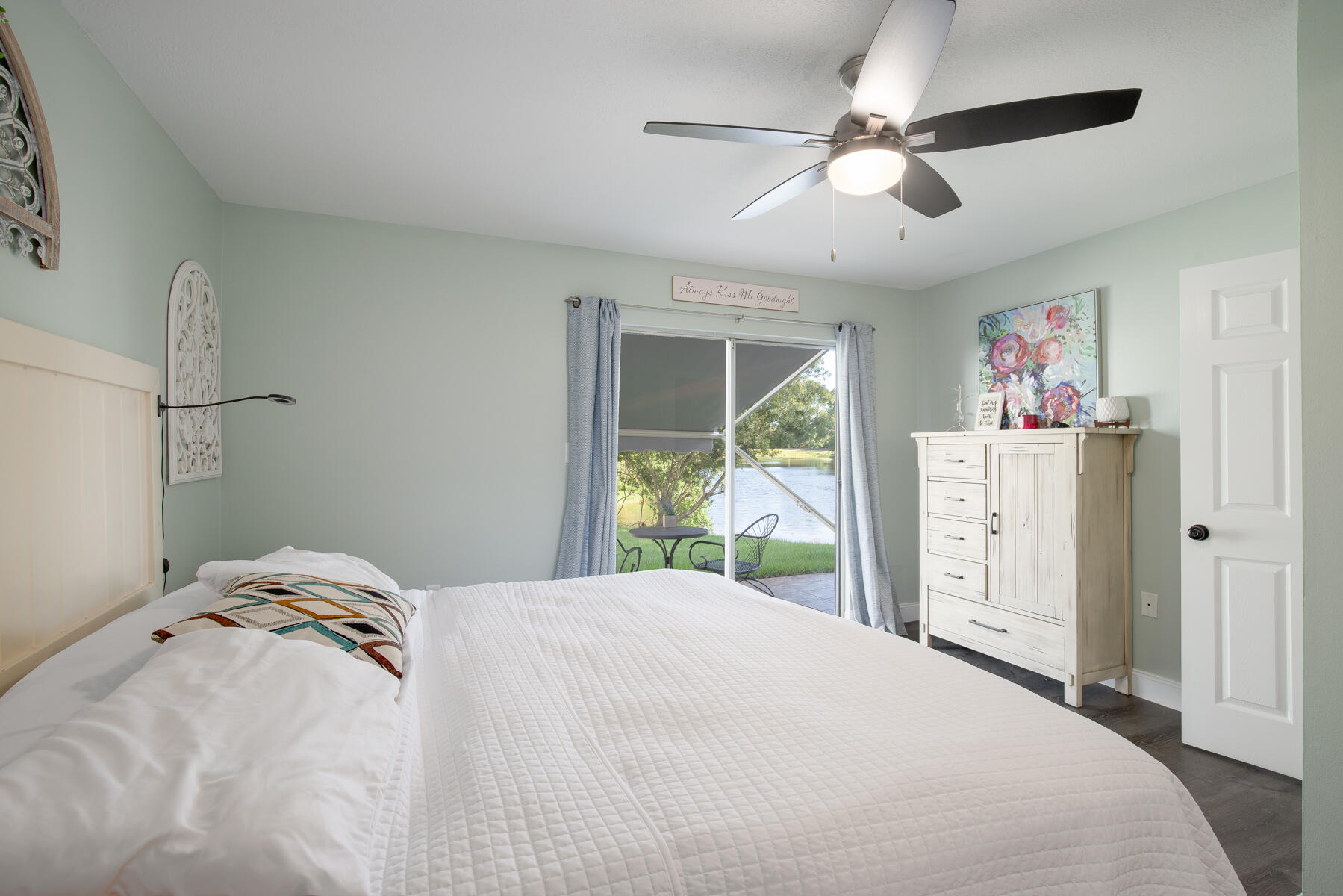 LAKE CHARLESTON - Residential