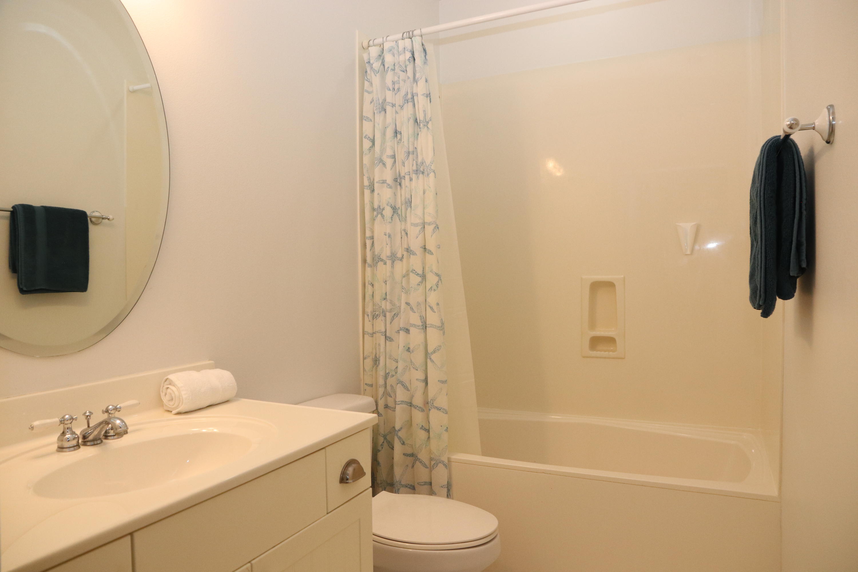 BOLTONS LANDING - Residential