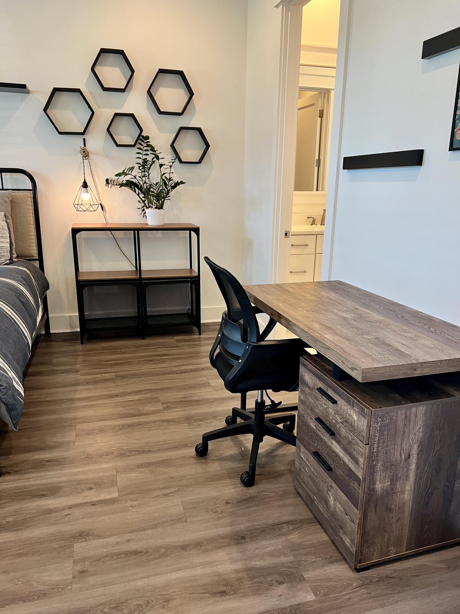 1805 - Residential Lease