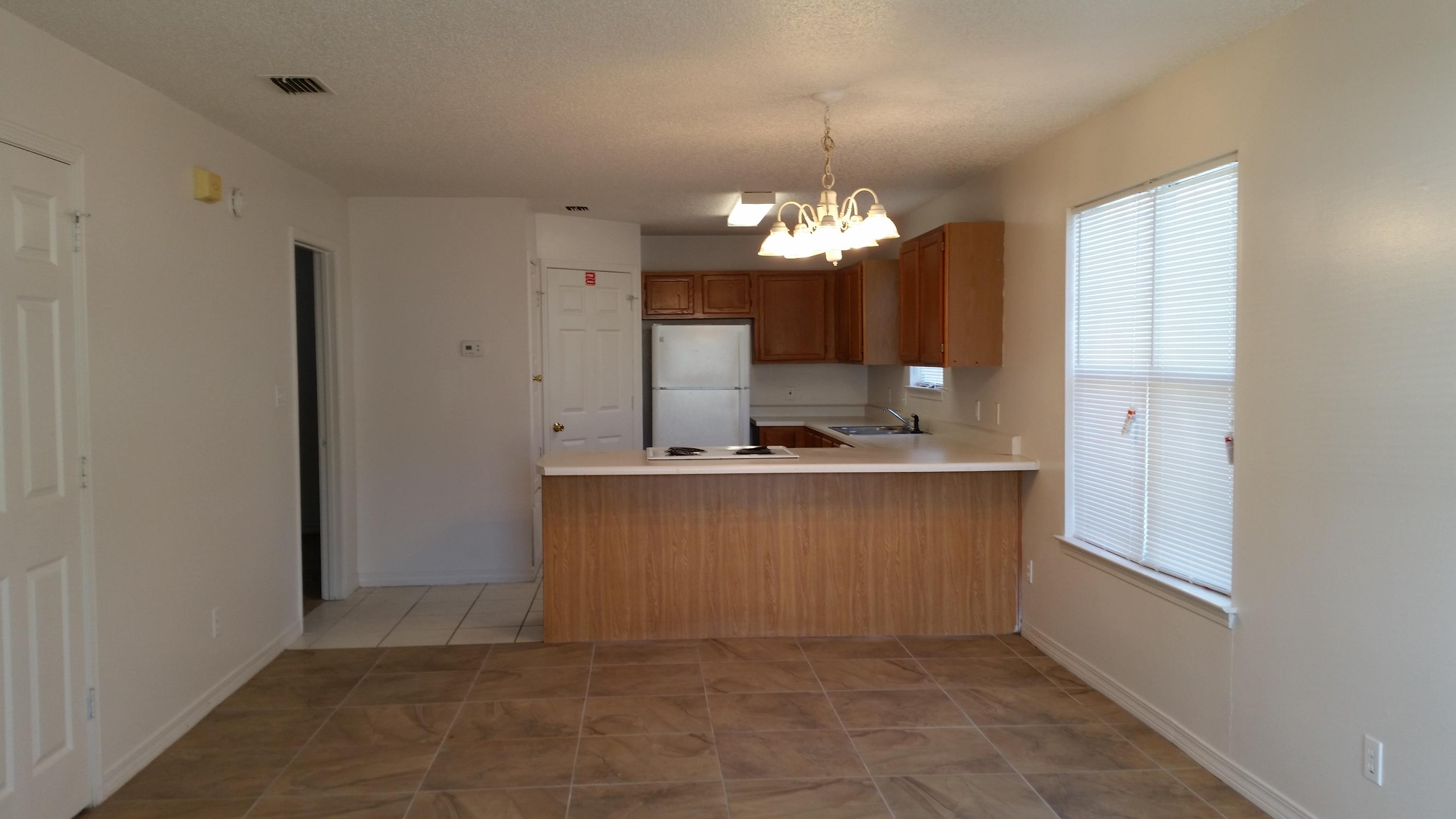 FLOROSA DEL MAR - Residential Lease