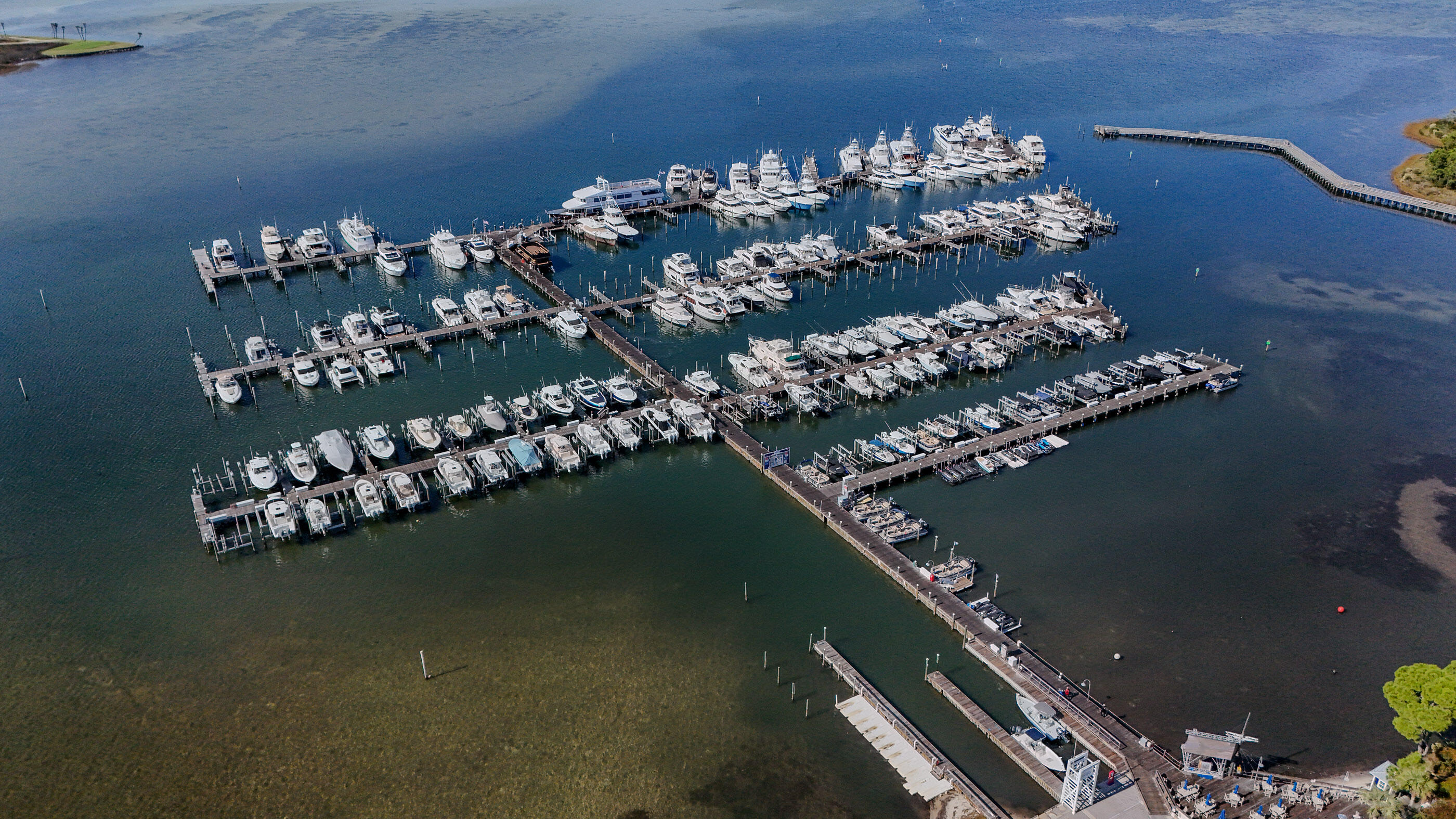 GRAND HARBOUR of SANDESTIN - Residential