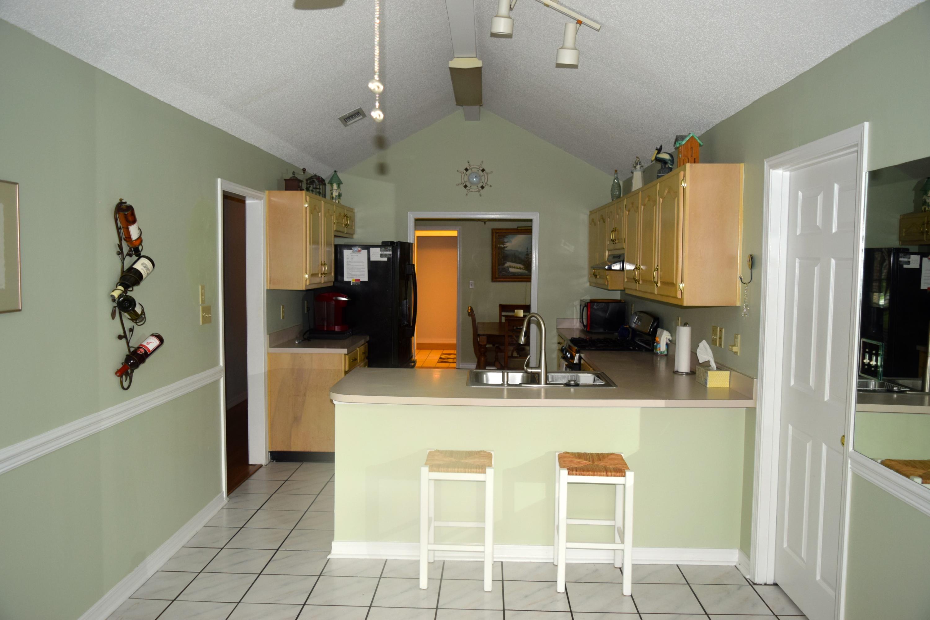 TIMBERLAKE ESTATES 1ST ADDN - Residential