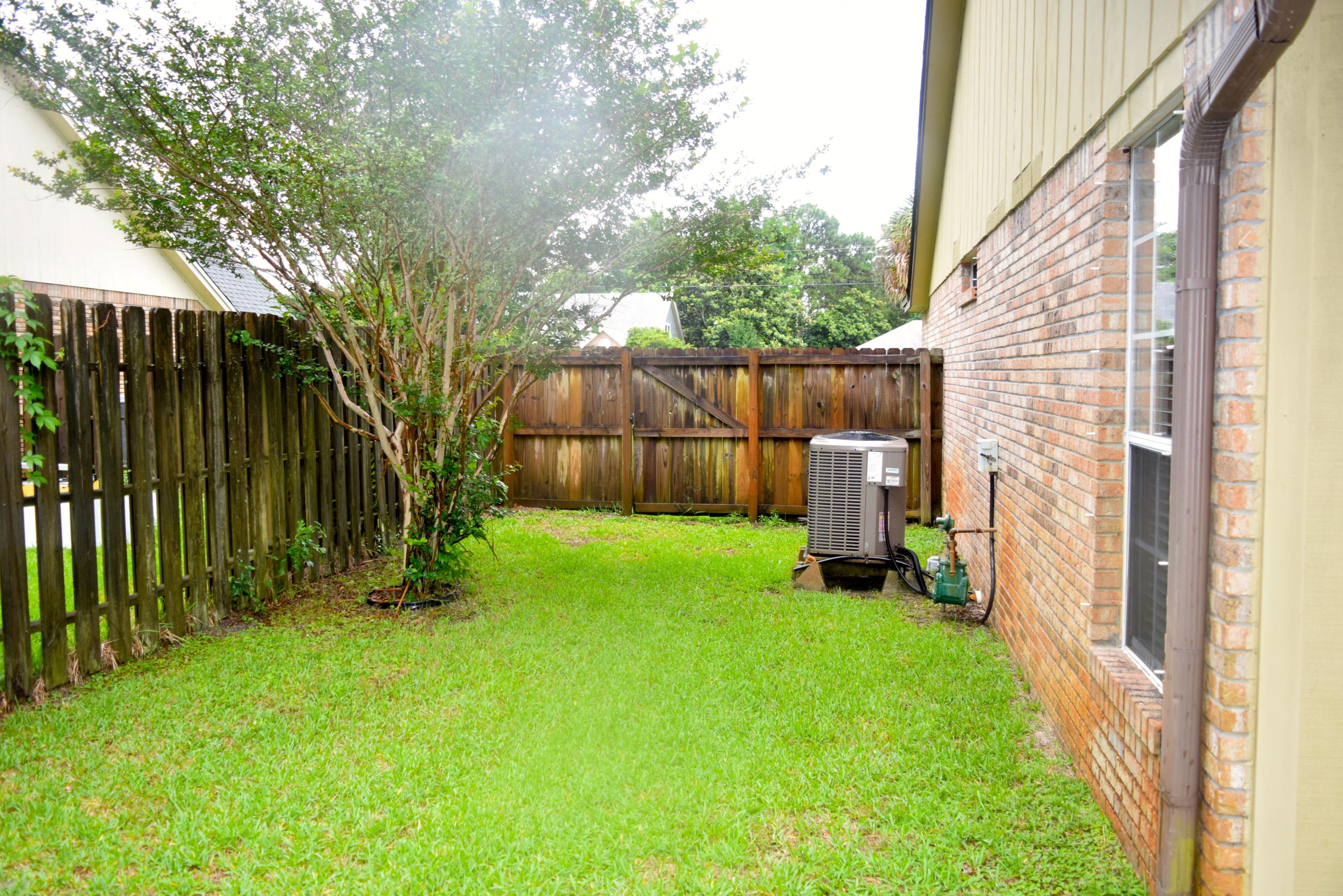 TIMBERLAKE ESTATES 1ST ADDN - Residential