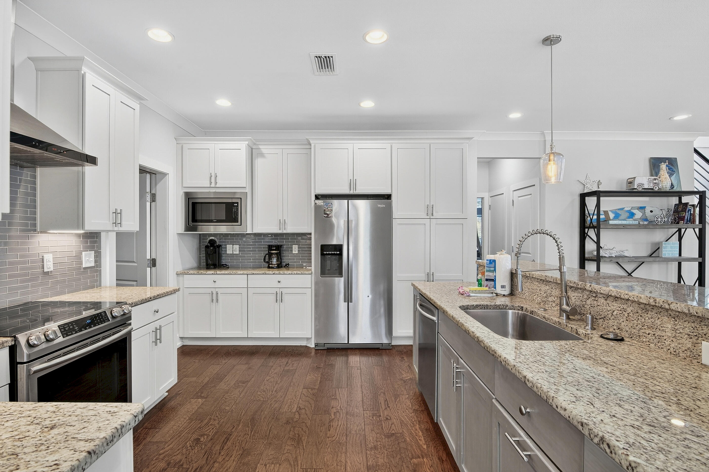 BEACH HIGHLAND 1ST ADD - Residential
