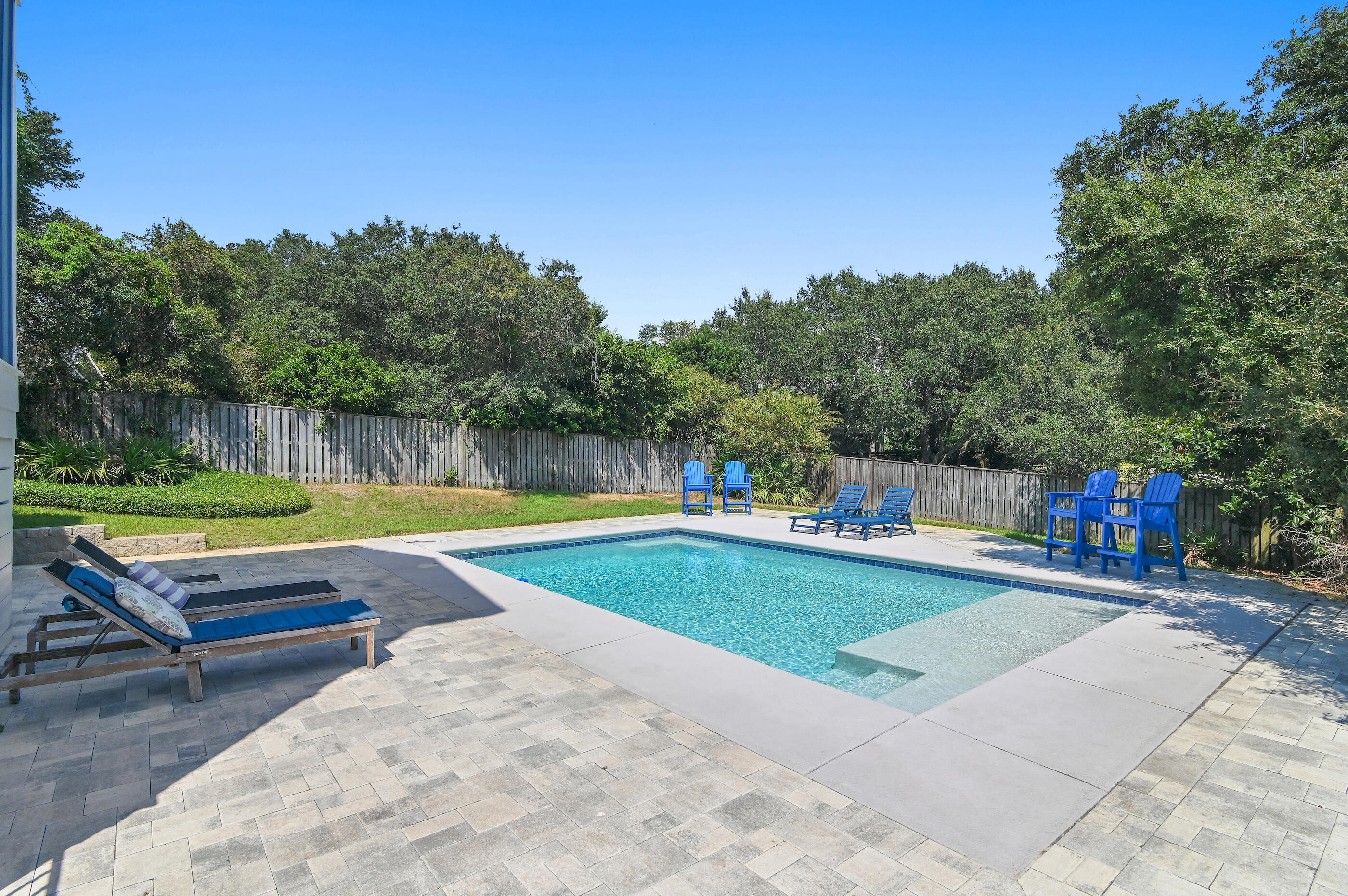 BEACH HIGHLAND 1ST ADD - Residential