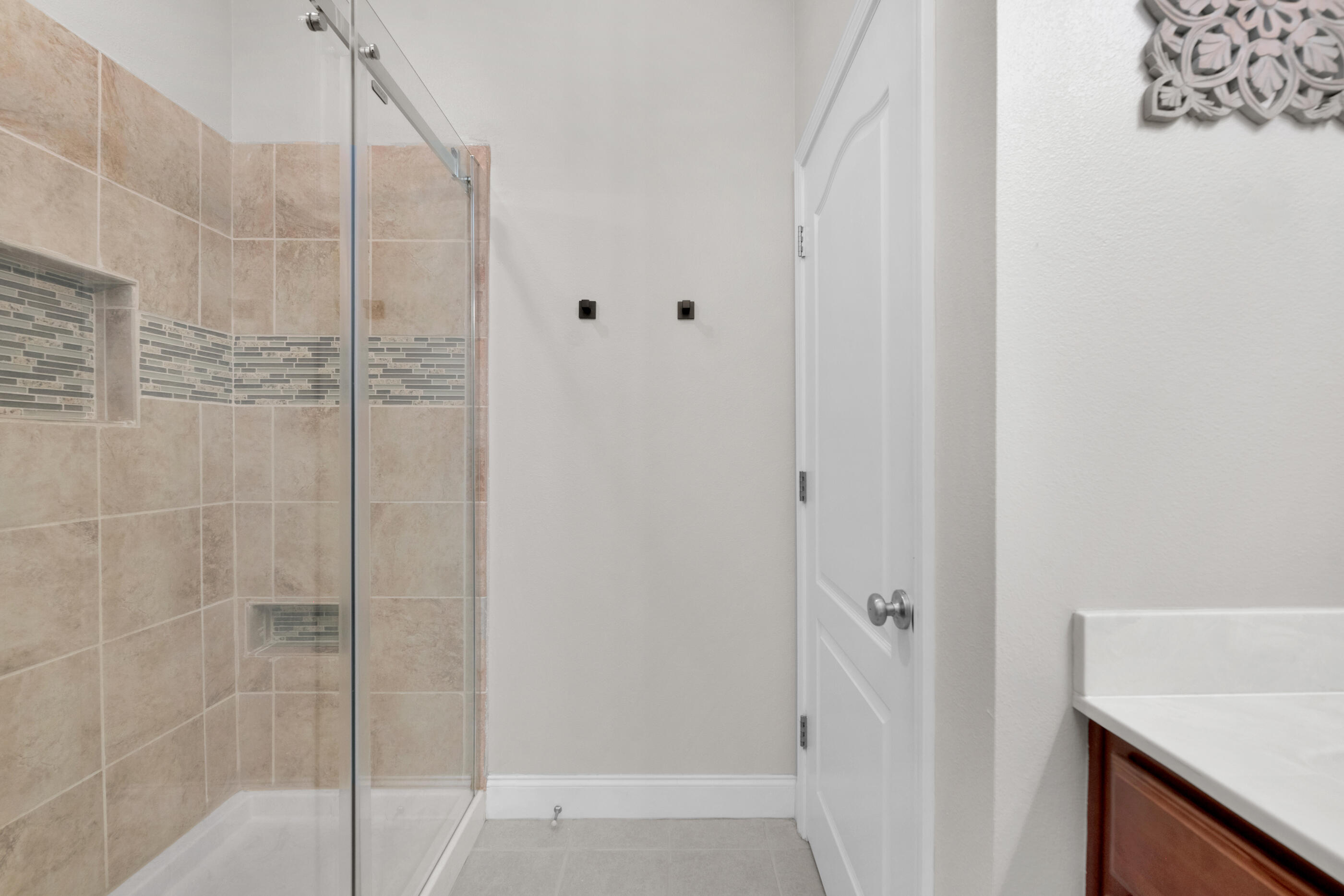 PAGE PLACE 2 - Residential