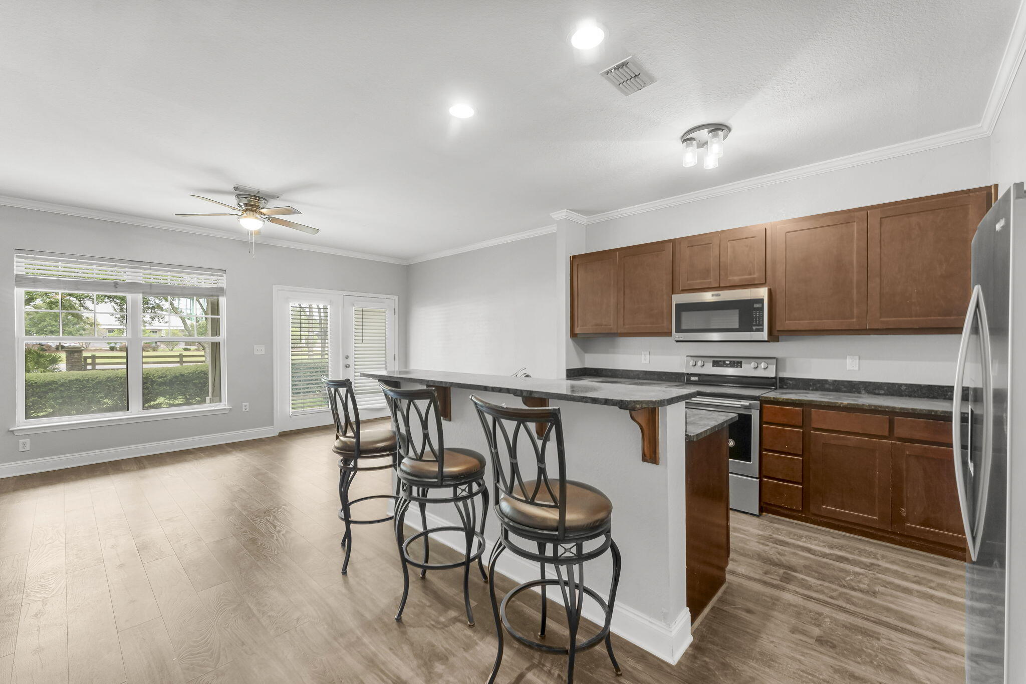 VERANDAS OF FREEPORT, THE - Residential Lease