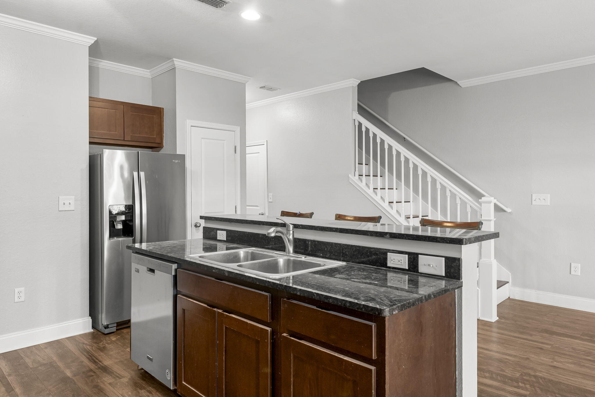 VERANDAS OF FREEPORT, THE - Residential Lease