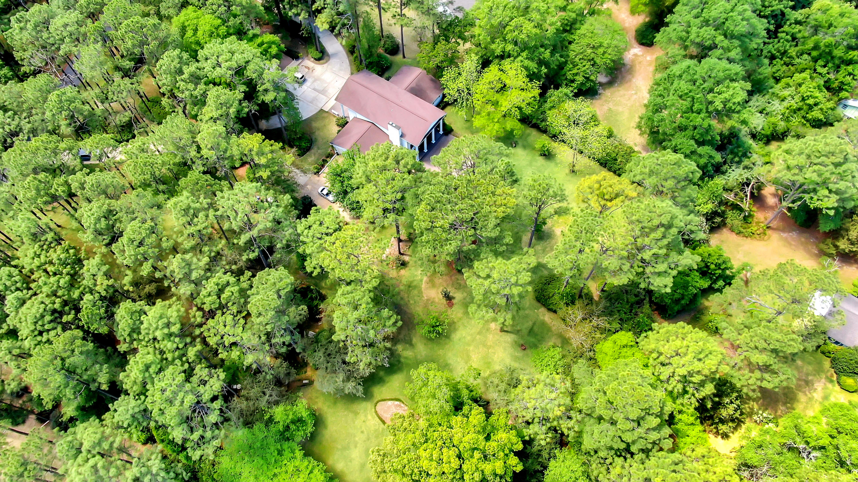 PINE SHORES - Residential