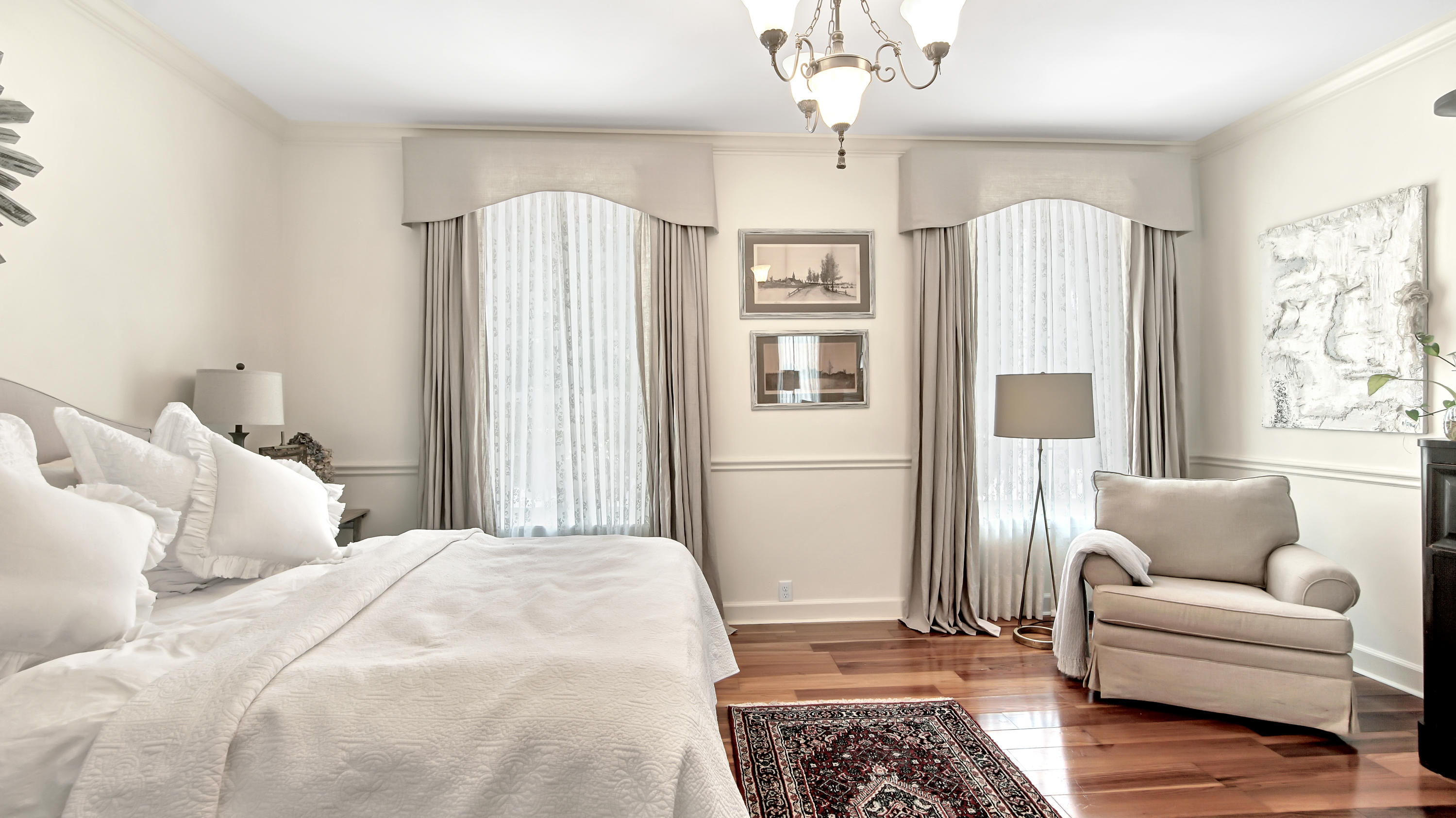 PINE SHORES - Residential