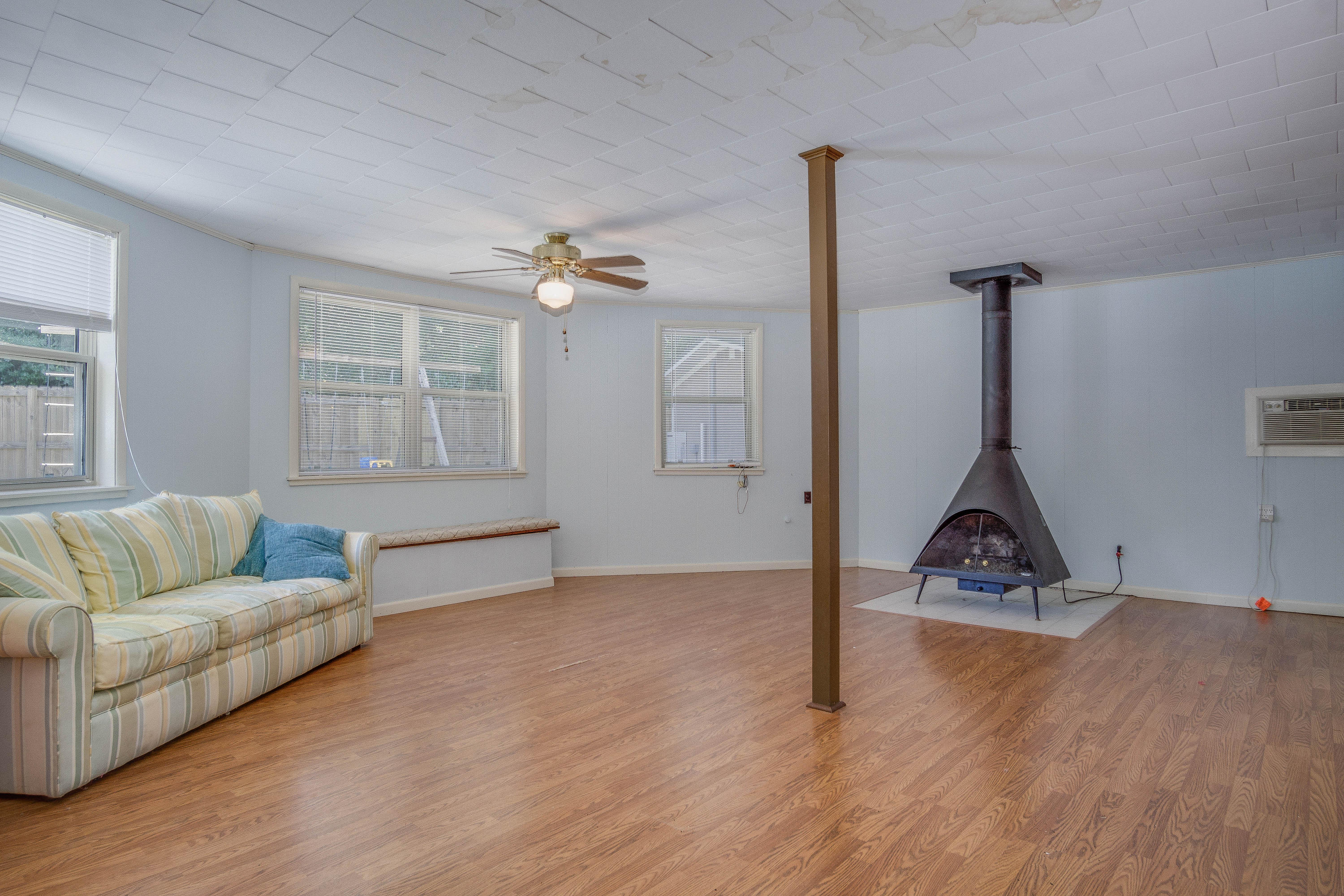 EDGEWATER VILLAGE NORTH - Residential