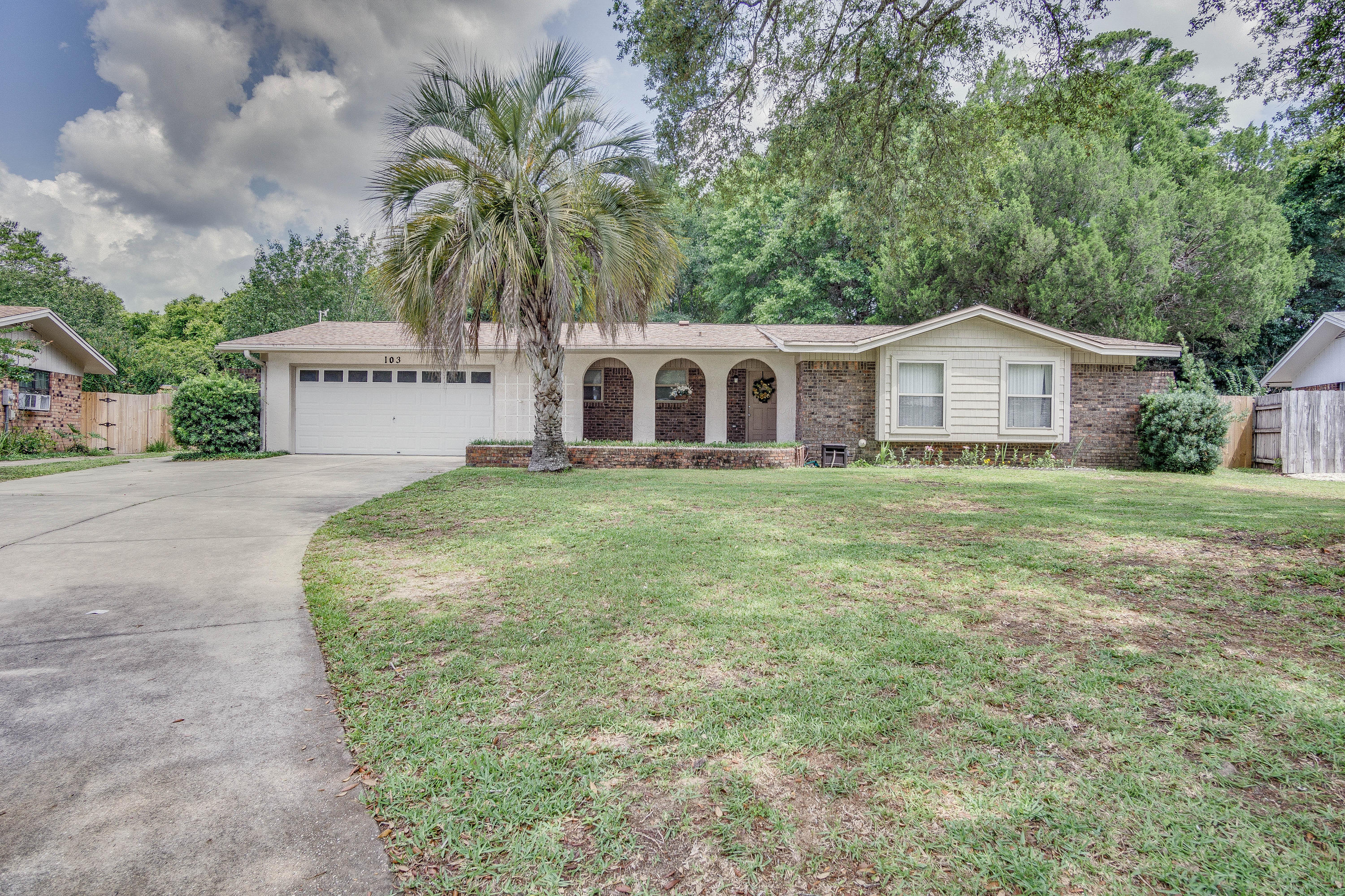 EDGEWATER VILLAGE NORTH - Residential