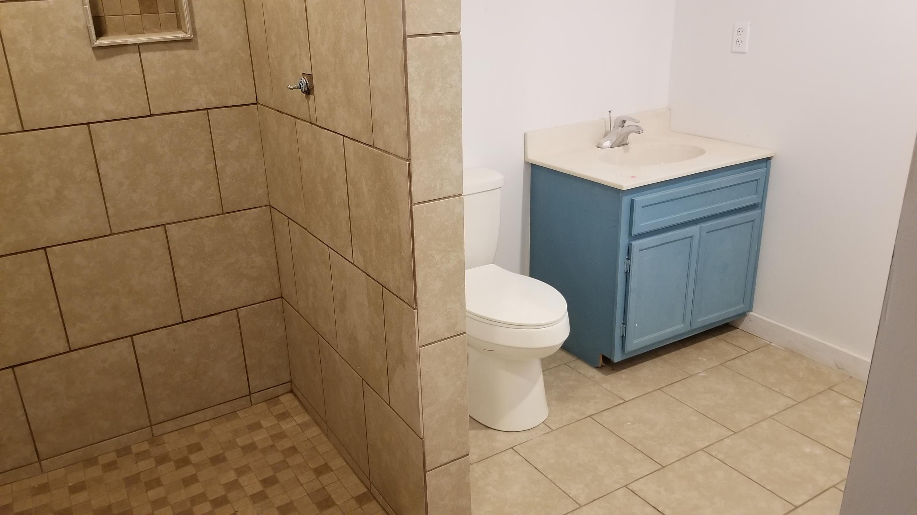 EDGEWATER VILLAGE NORTH - Residential