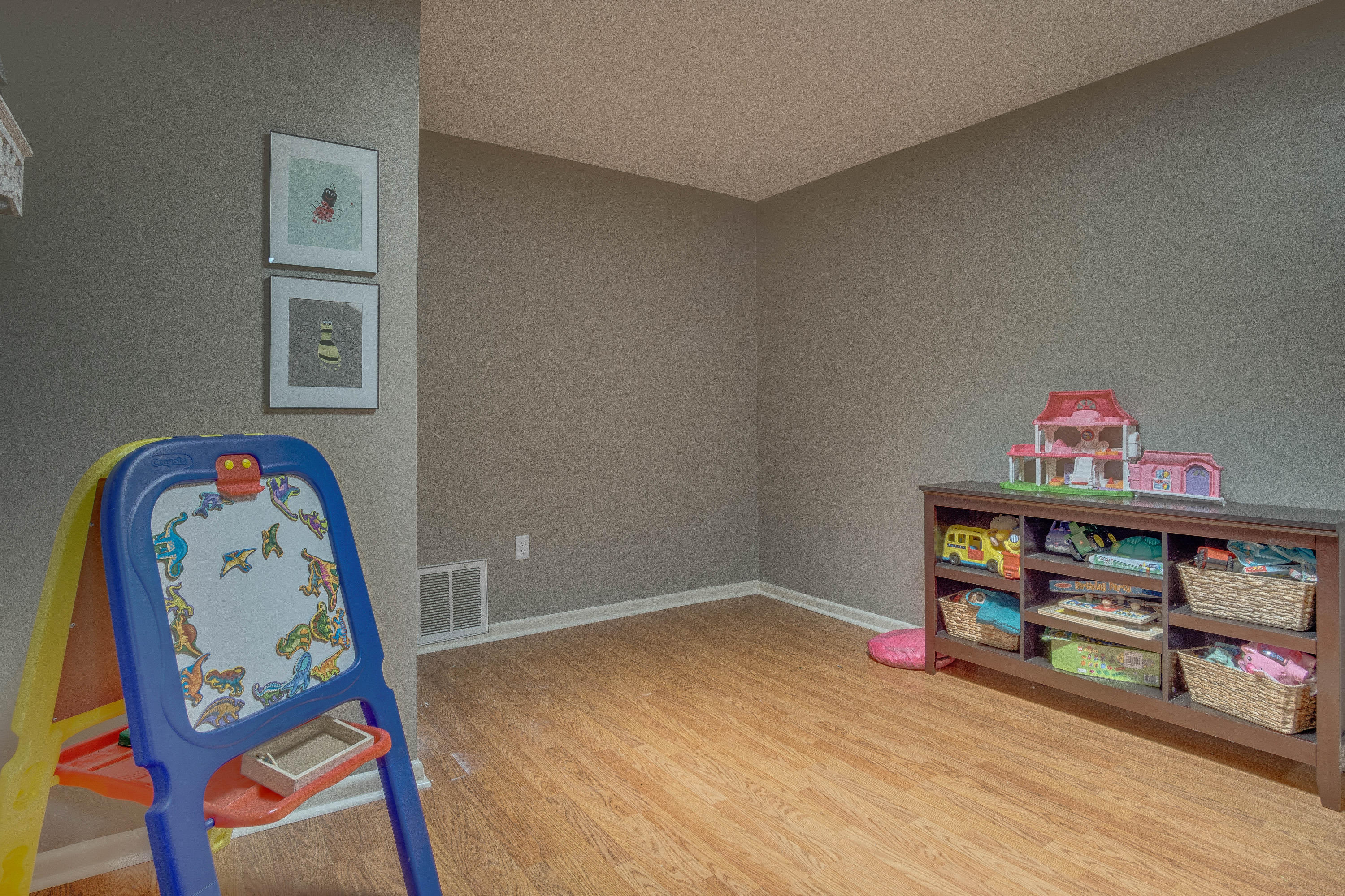 EDGEWATER VILLAGE NORTH - Residential