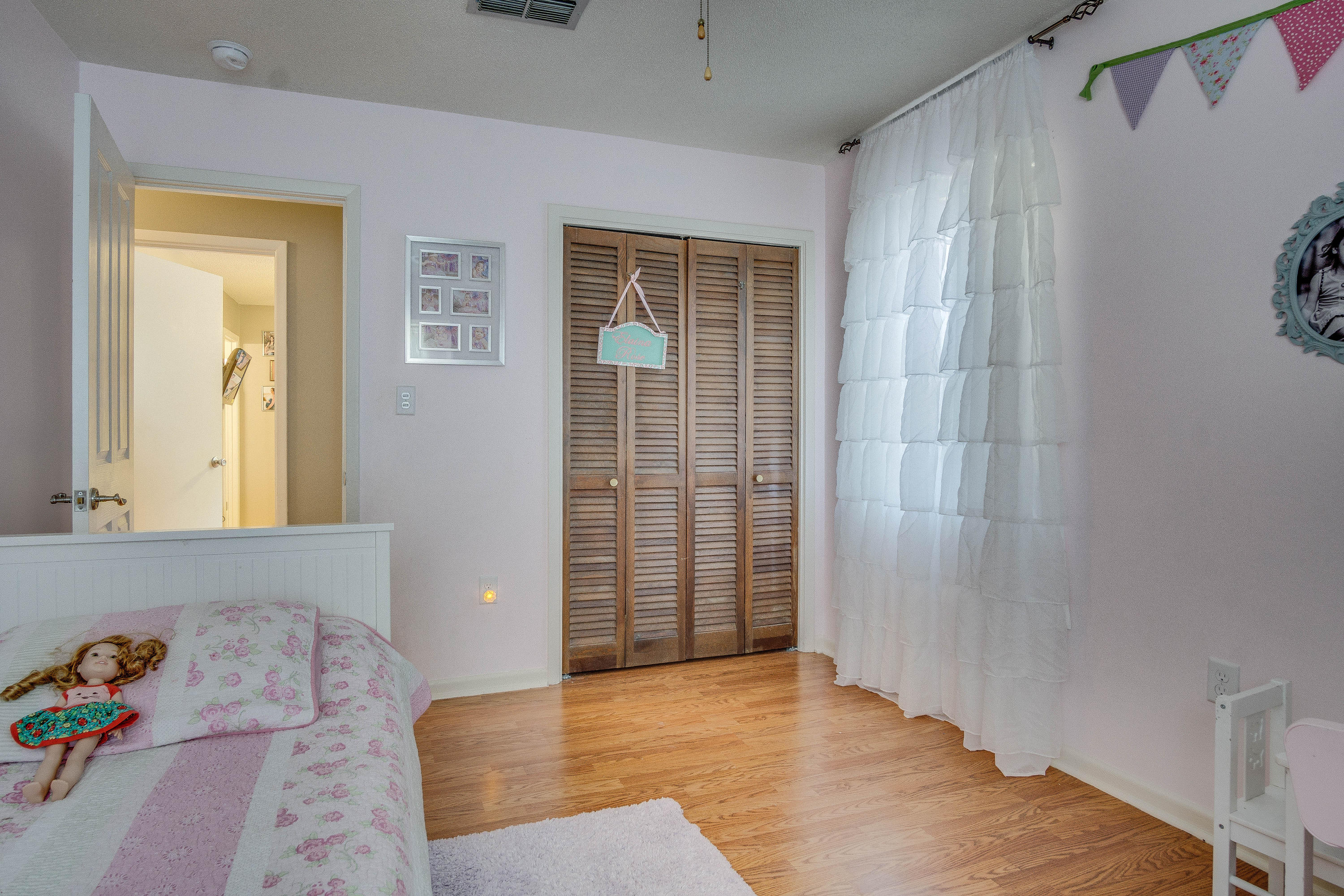 EDGEWATER VILLAGE NORTH - Residential