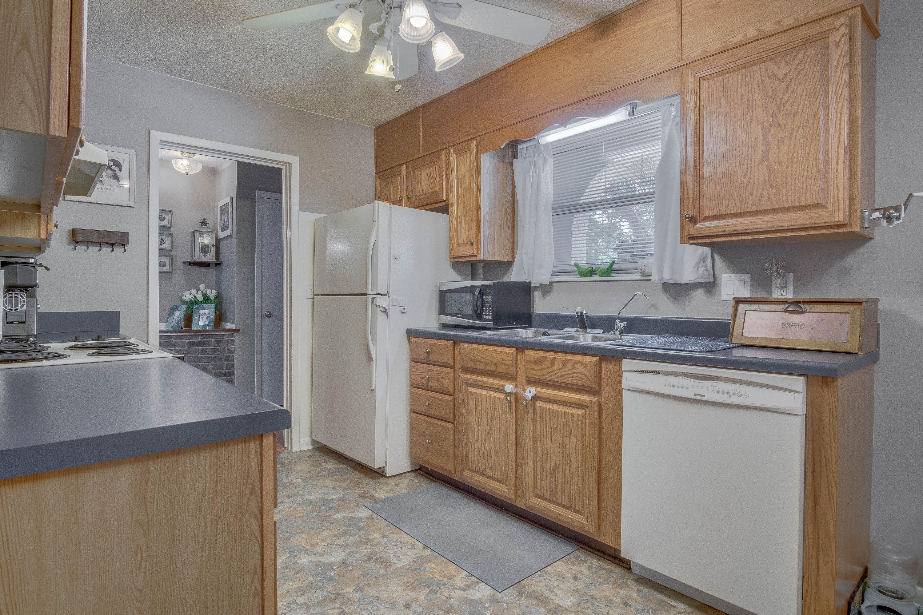 EDGEWATER VILLAGE NORTH - Residential