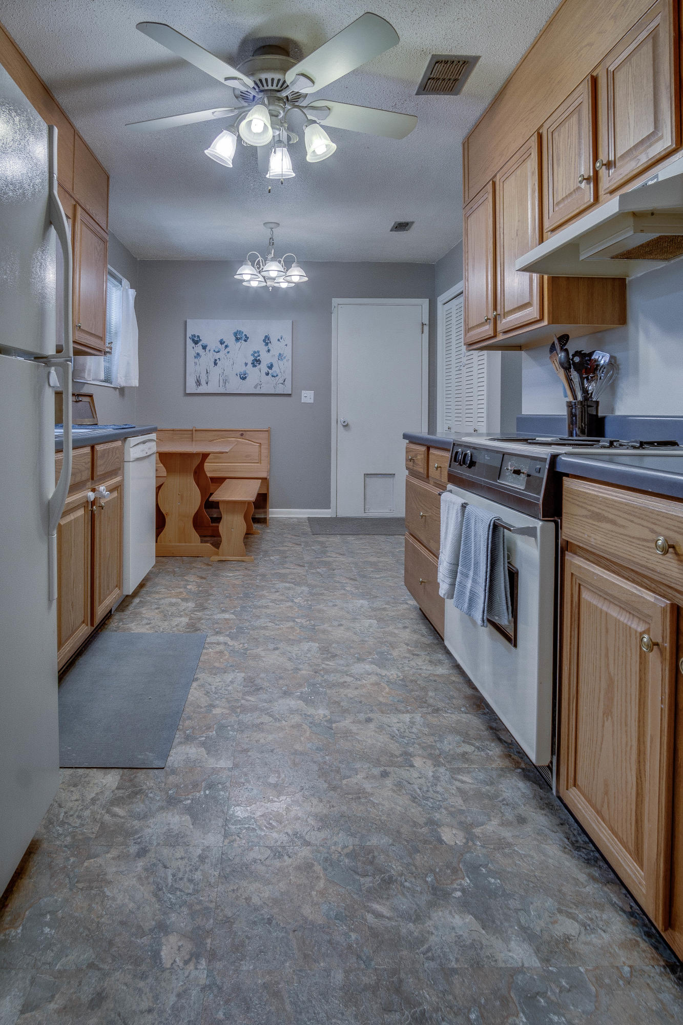 EDGEWATER VILLAGE NORTH - Residential