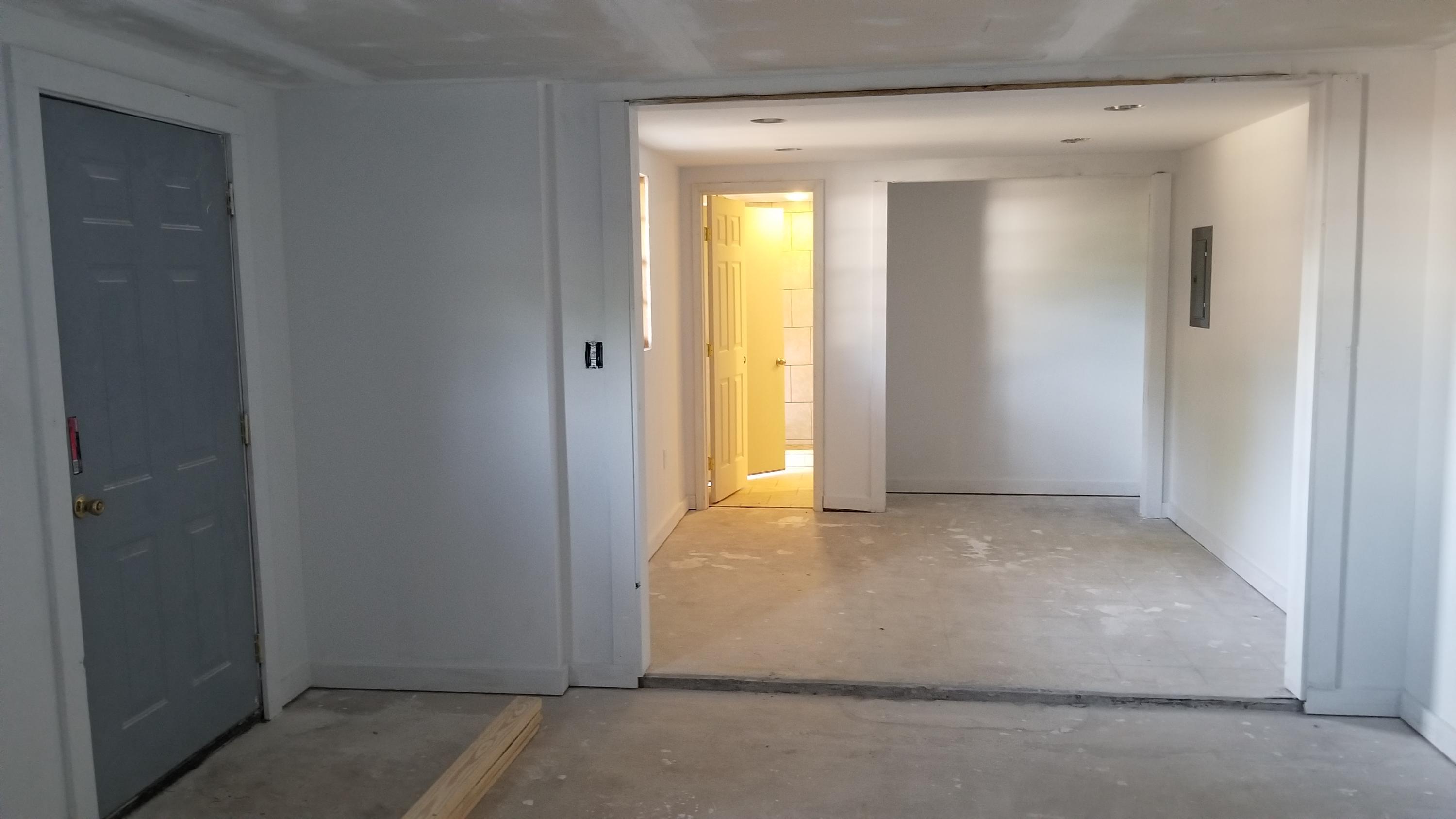 EDGEWATER VILLAGE NORTH - Residential