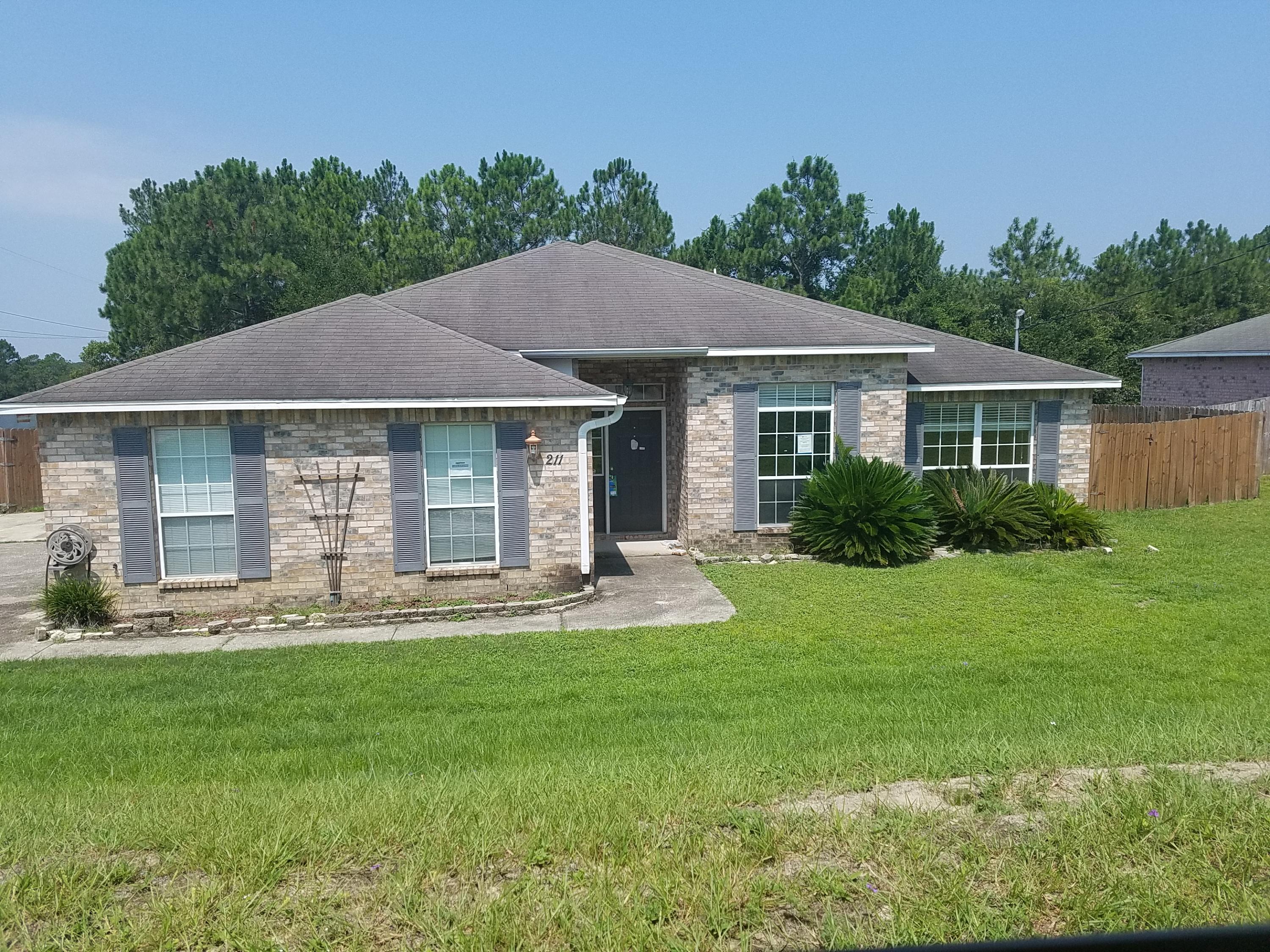 Brick 4 bedrooms with large living area. Eat in kitchen opens up floorplan and large open back yard, which is fully fenced. Close to military bases and local schools.