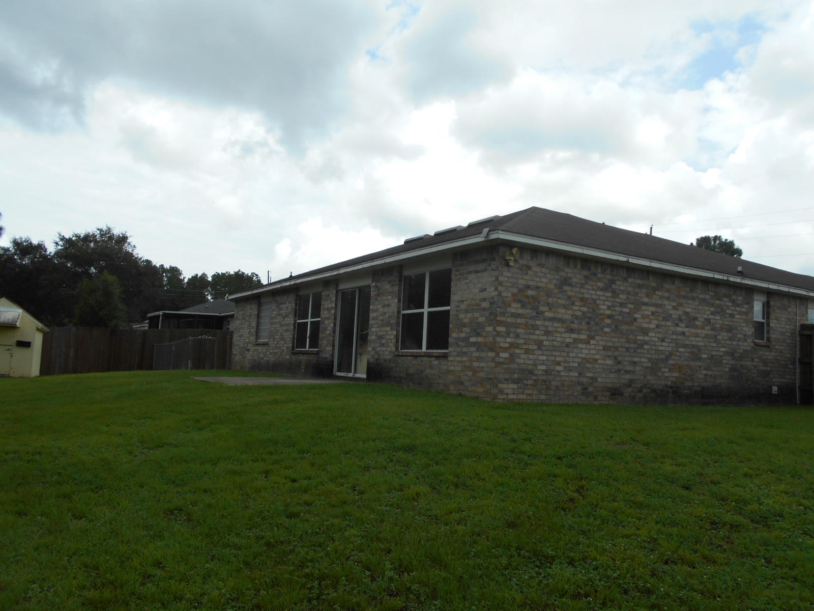 COUNTRYVIEW ESTATES 9TH ADDN - Residential
