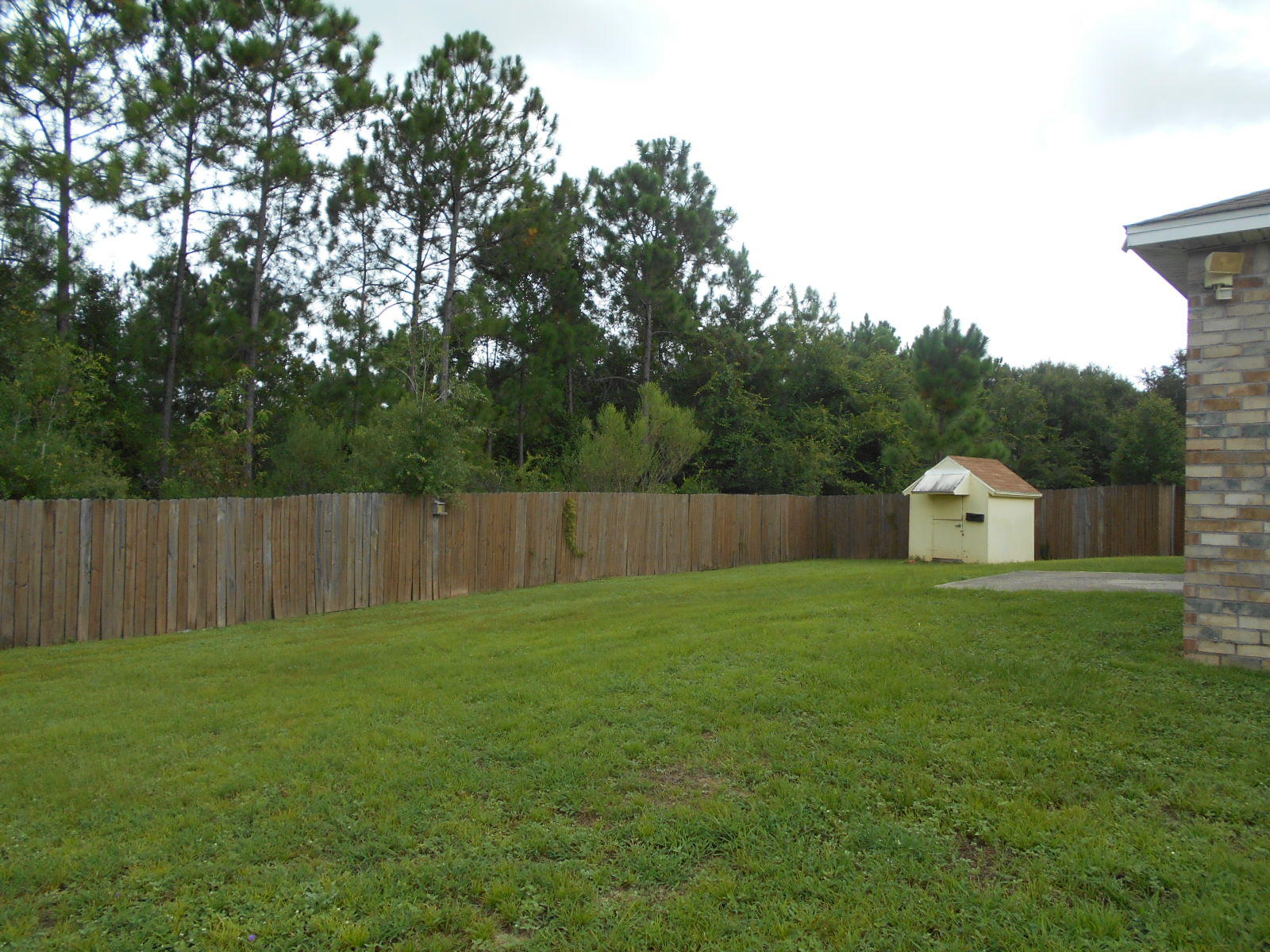 COUNTRYVIEW ESTATES 9TH ADDN - Residential
