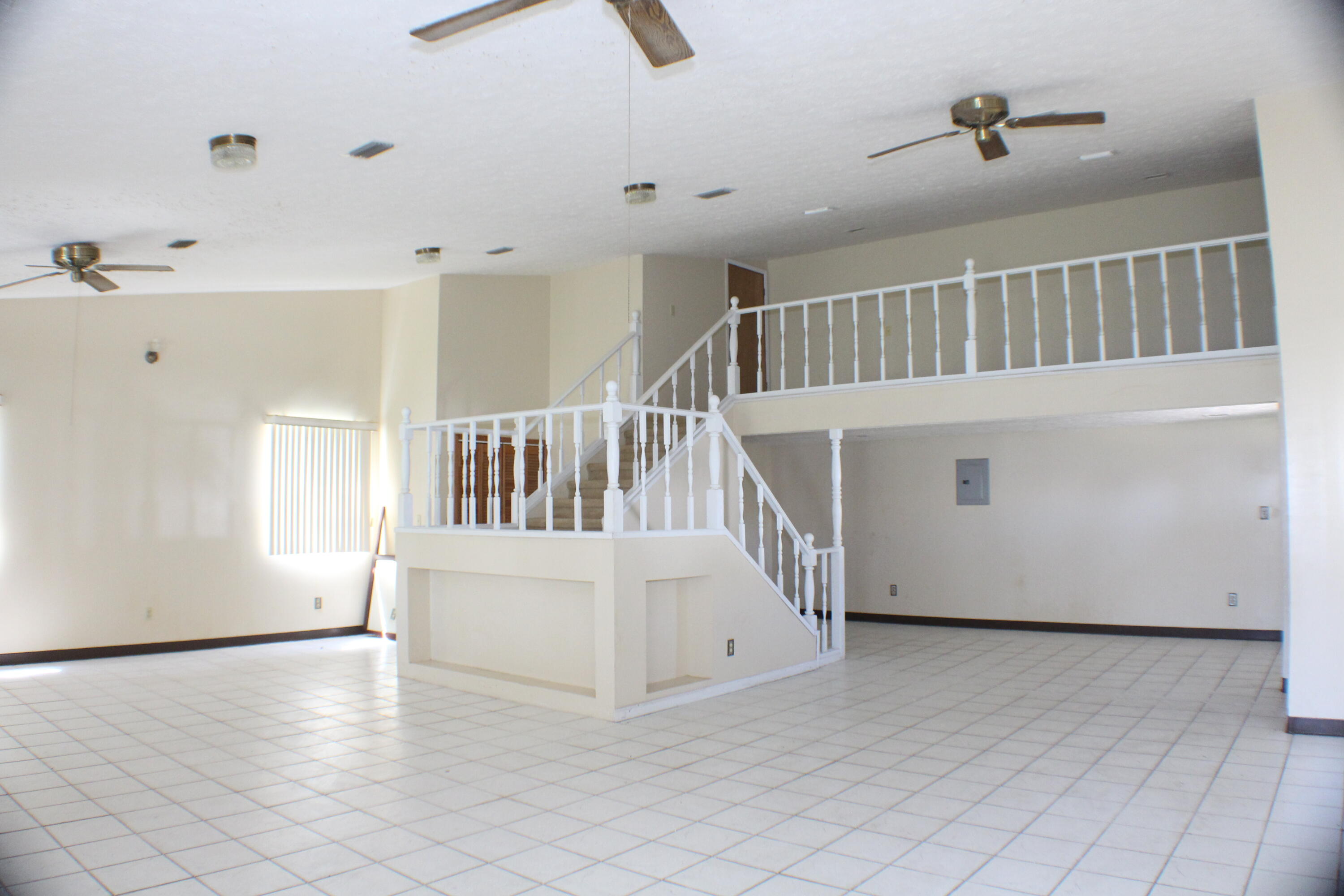 Upper Grand Lagoon - Residential