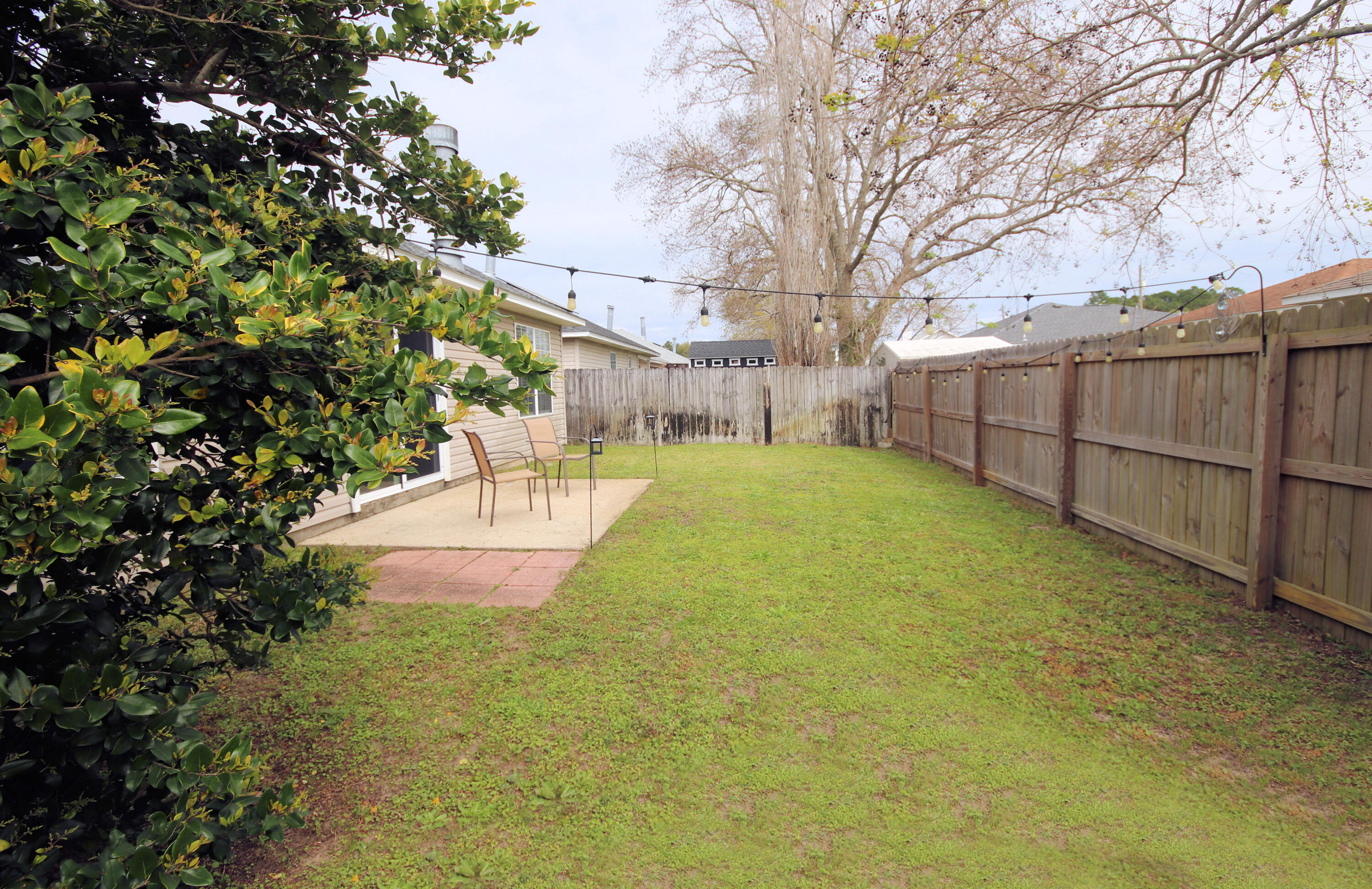 VICTORIA PK/QUAIL RN - Residential Lease