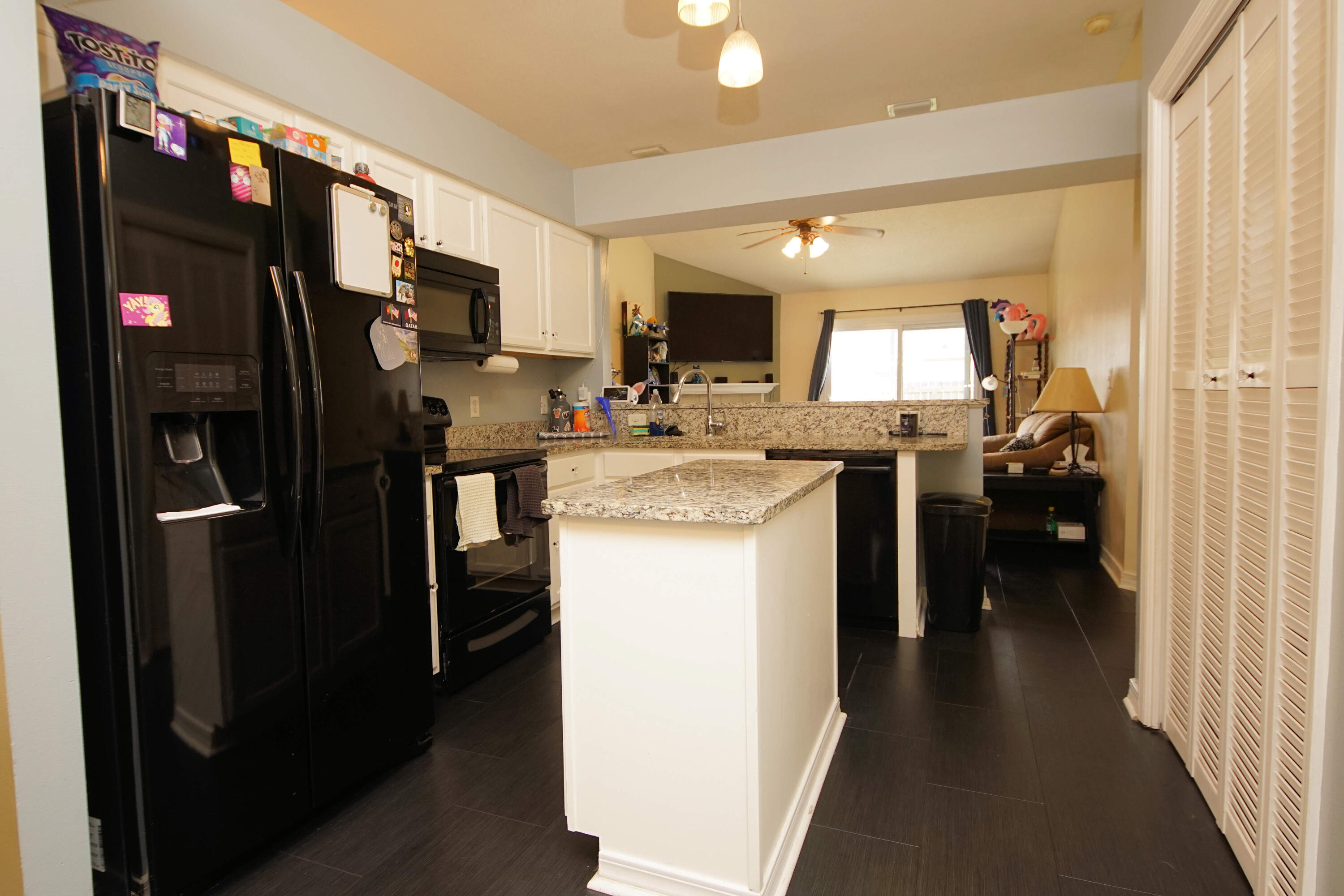 VICTORIA PK/QUAIL RN - Residential Lease