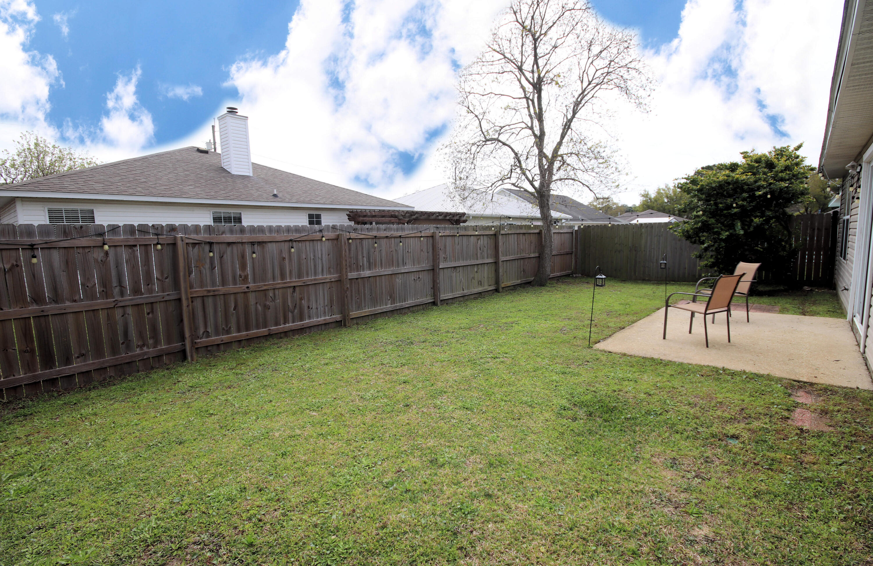 VICTORIA PK/QUAIL RN - Residential Lease