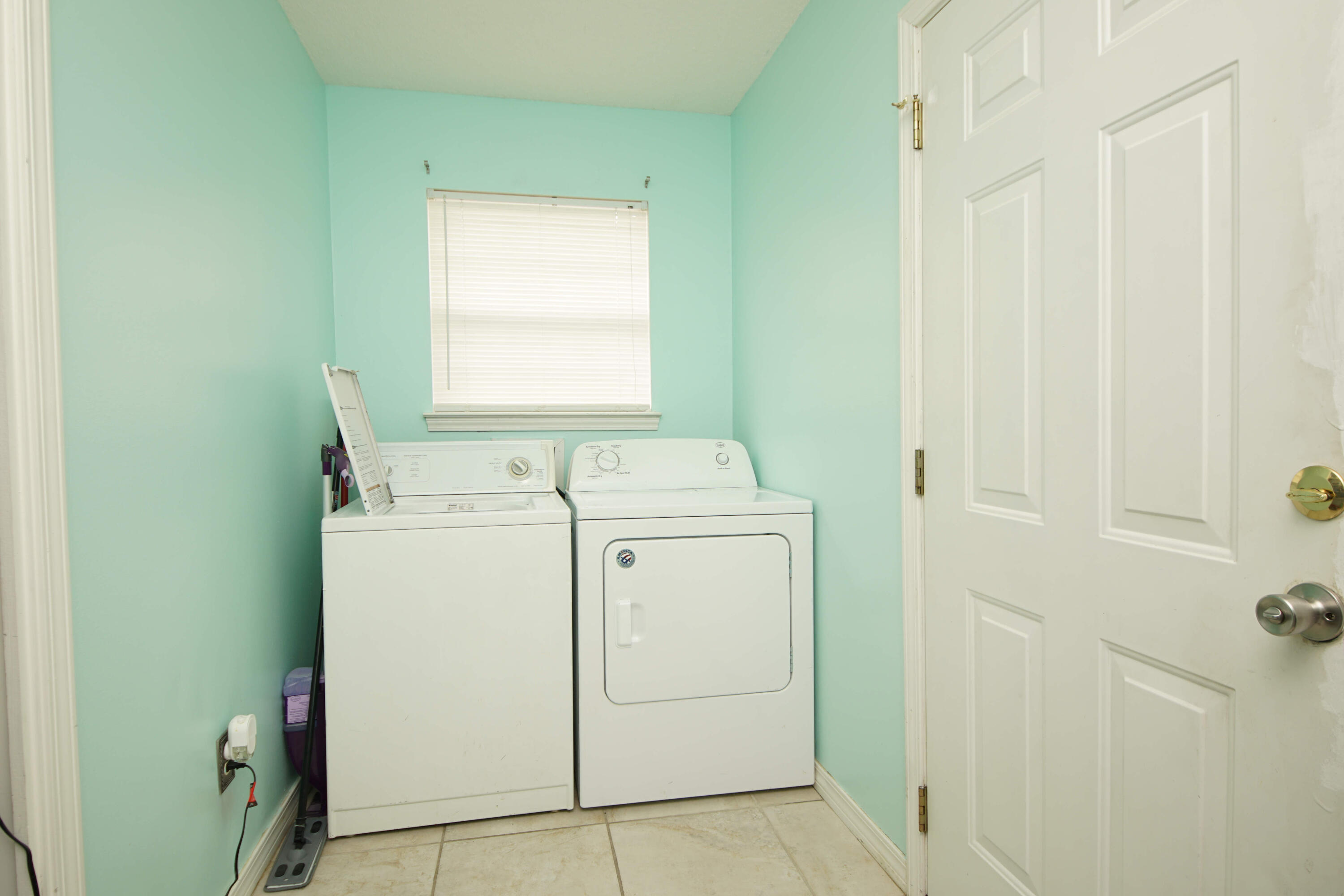 VICTORIA PK/QUAIL RN - Residential Lease