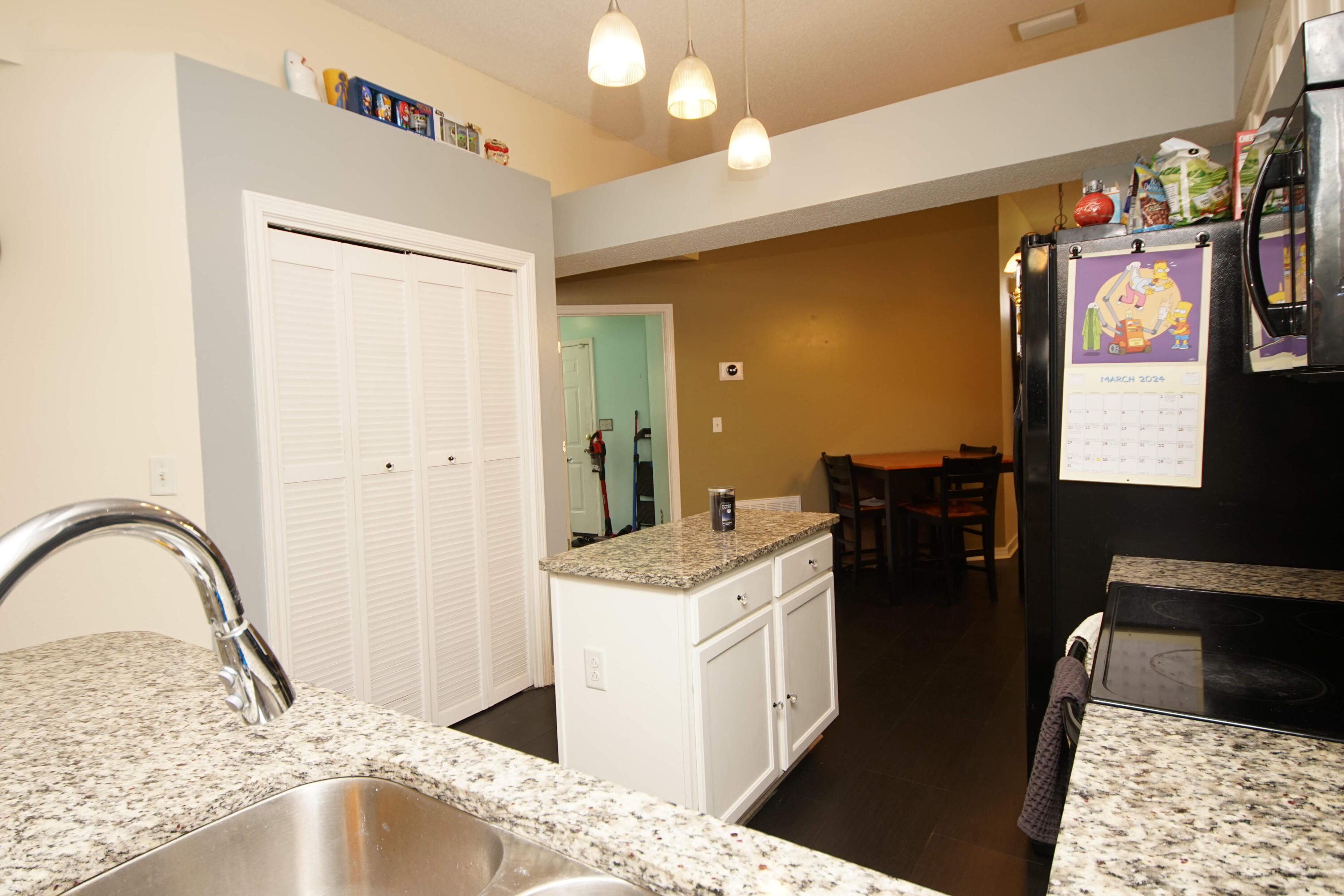 VICTORIA PK/QUAIL RN - Residential Lease